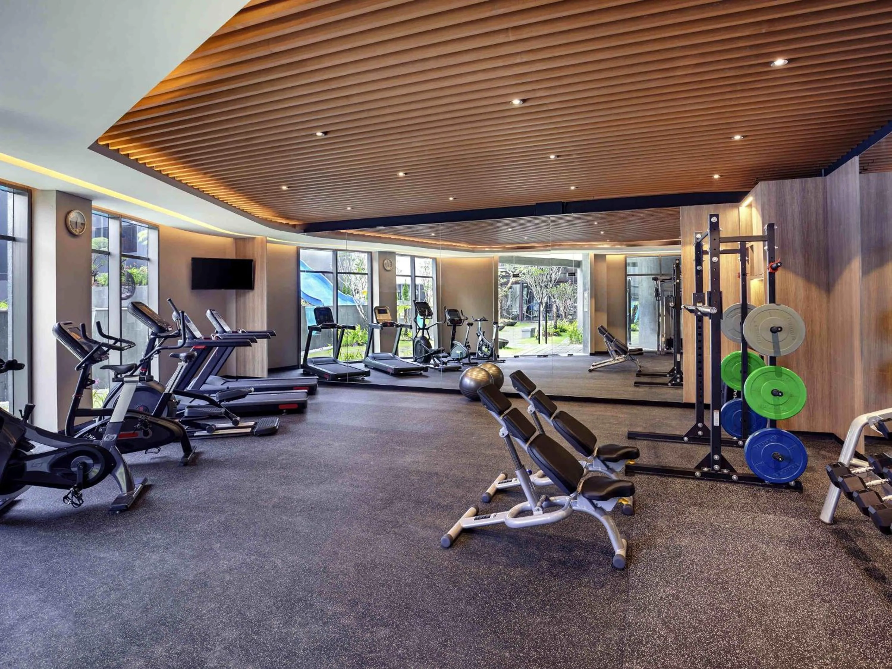 Fitness centre/facilities in Grand Mercure Malang