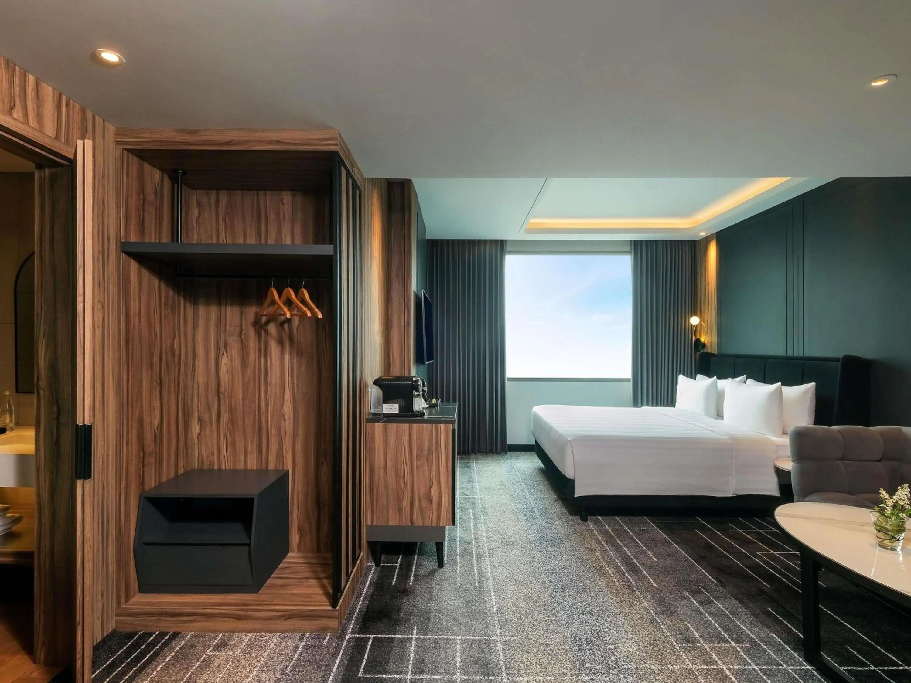 Bedroom, Bed in Mercure Tangerang Centre