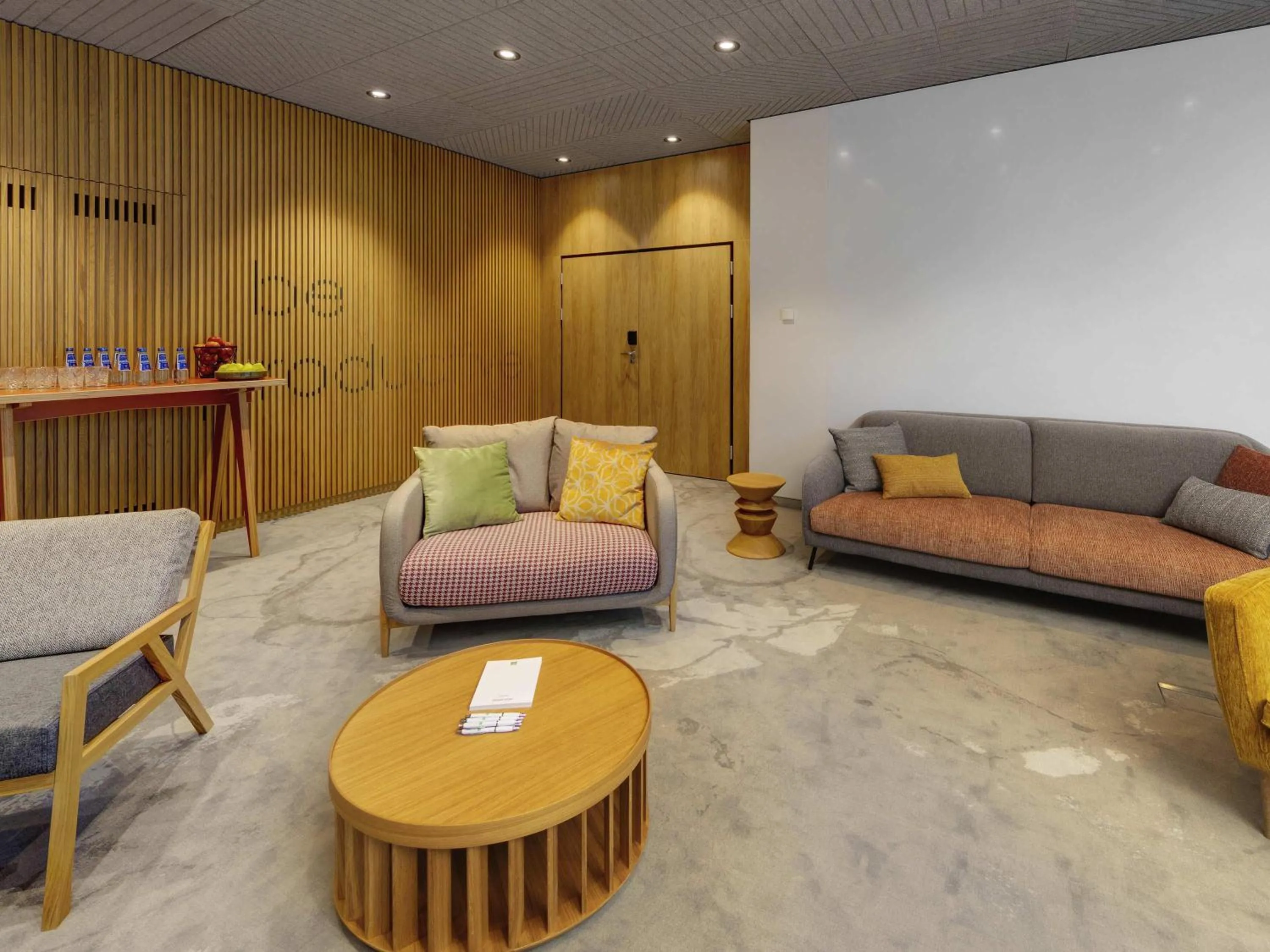 Meeting/conference room in ibis Styles Kraków Centrum