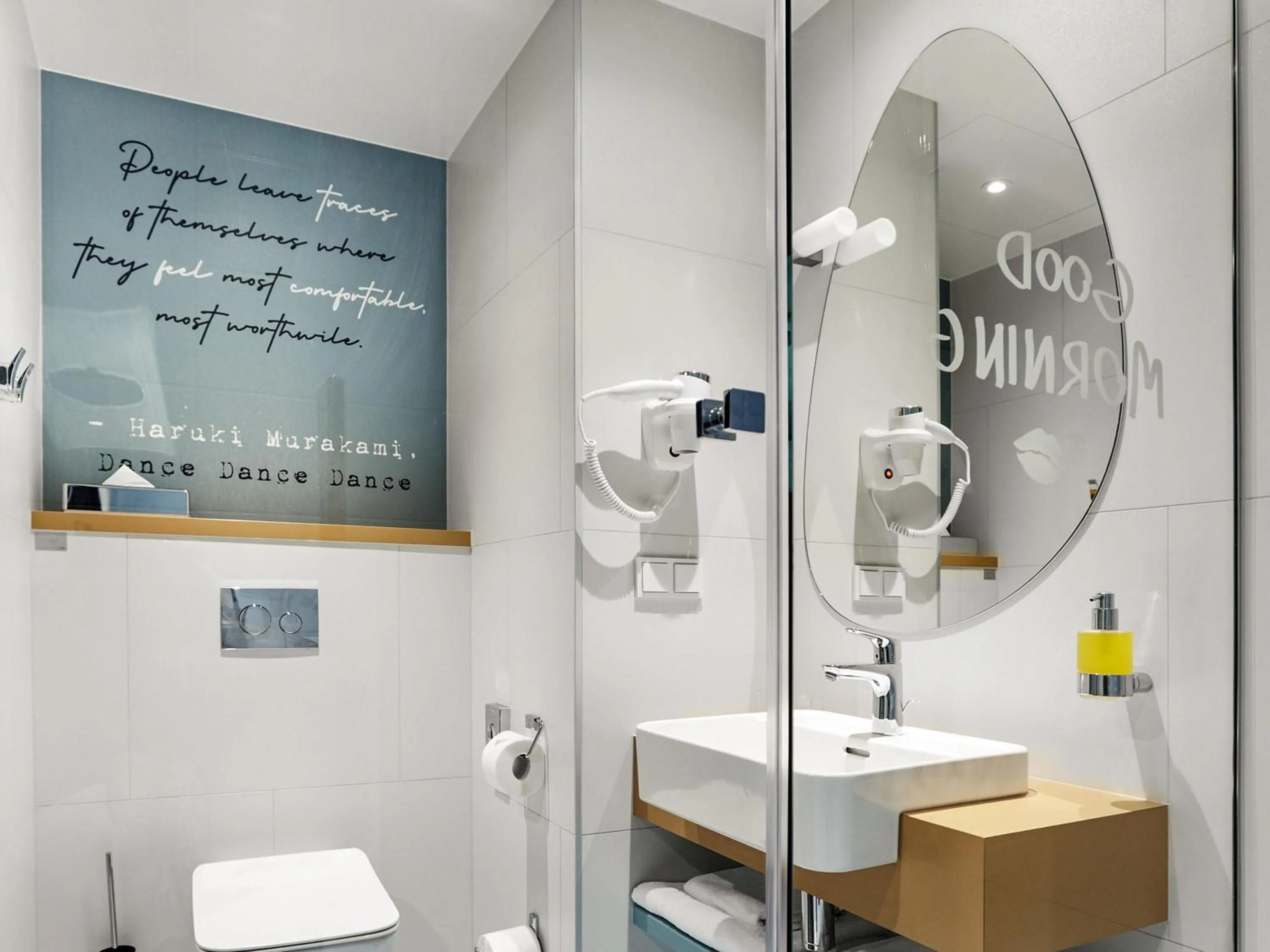 Bedroom in ibis Styles Kraków Centrum