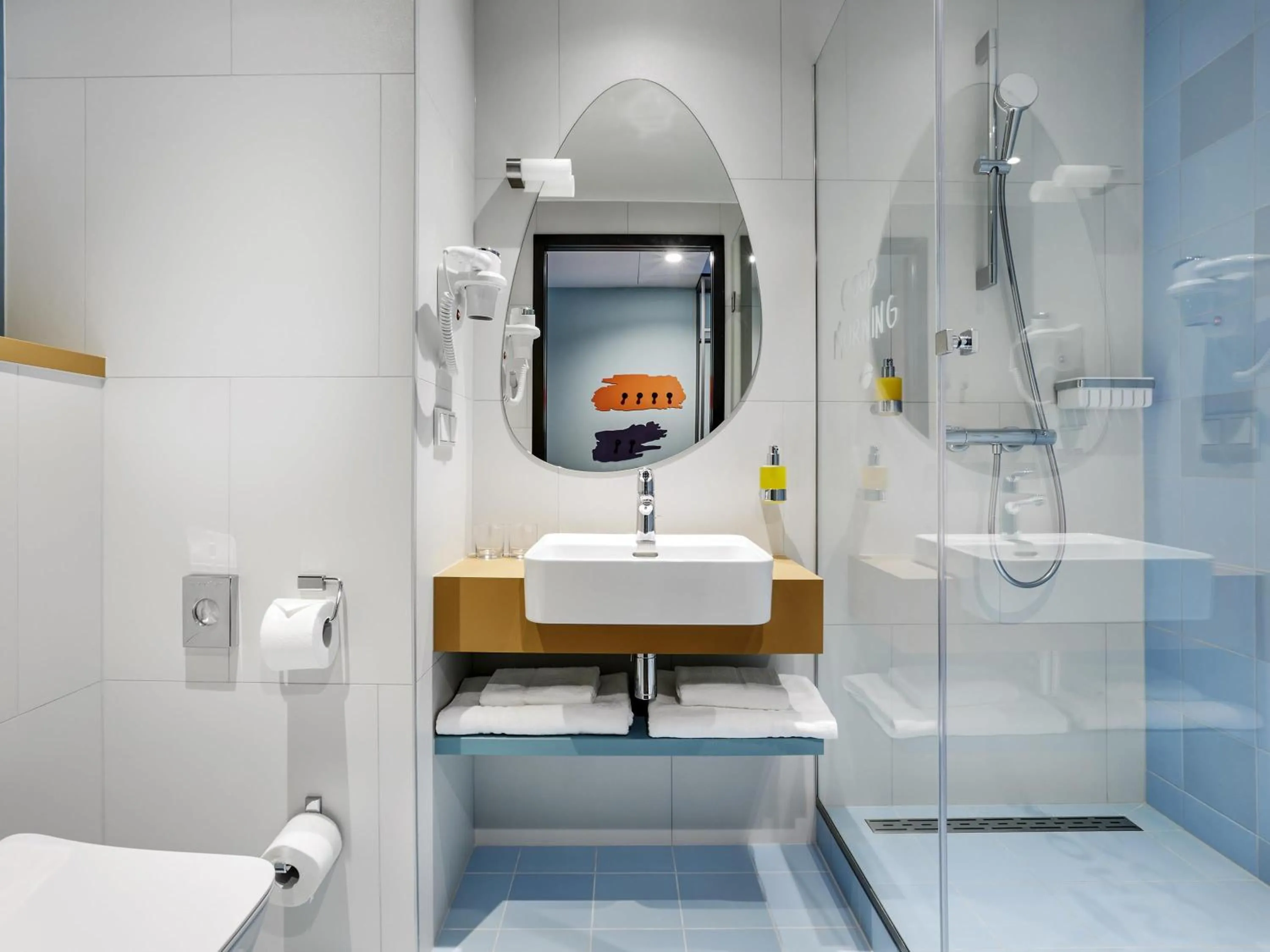 Bedroom in ibis Styles Kraków Centrum