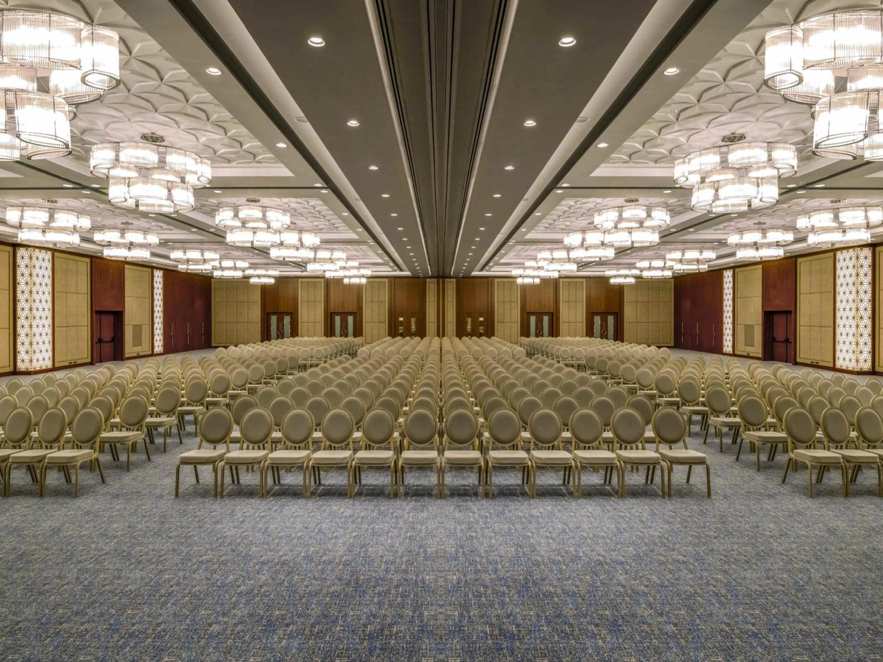 Meeting/conference room in Mövenpick Hotel Istanbul Asia Airport
