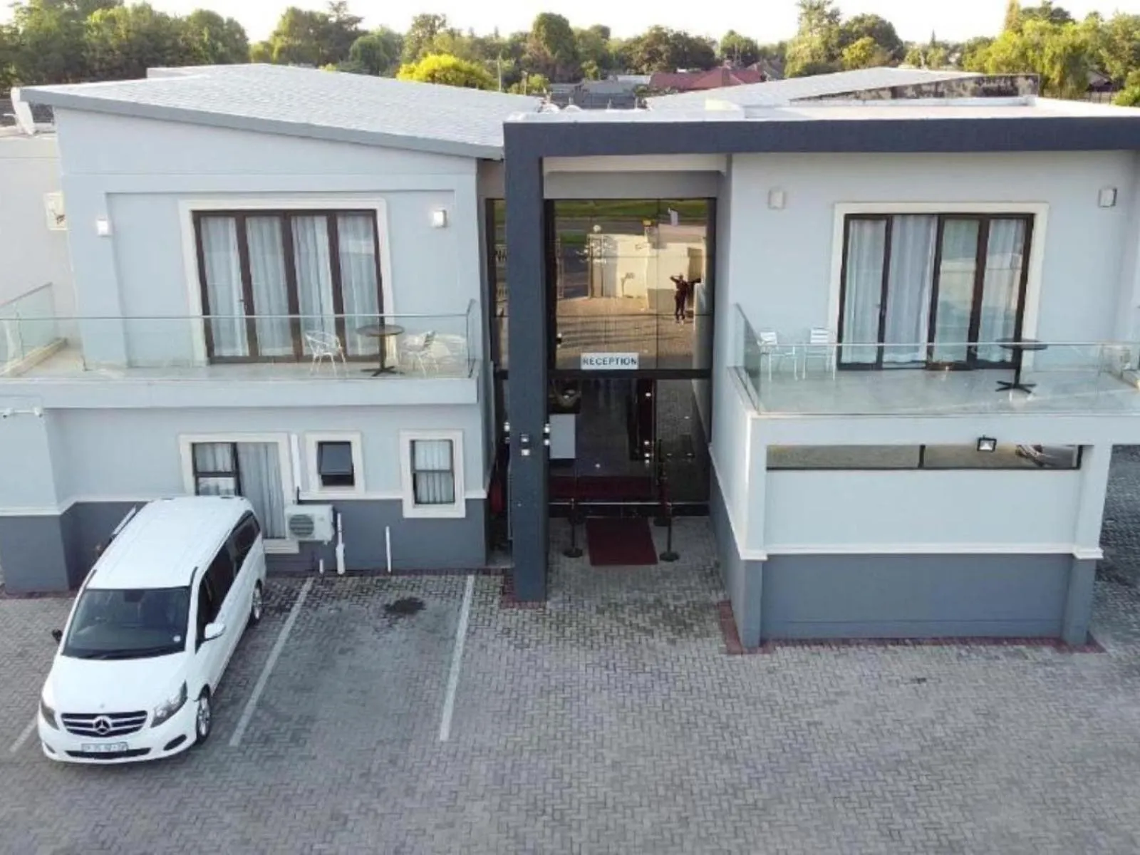 Property building in Lifestyle Lodge Hotel