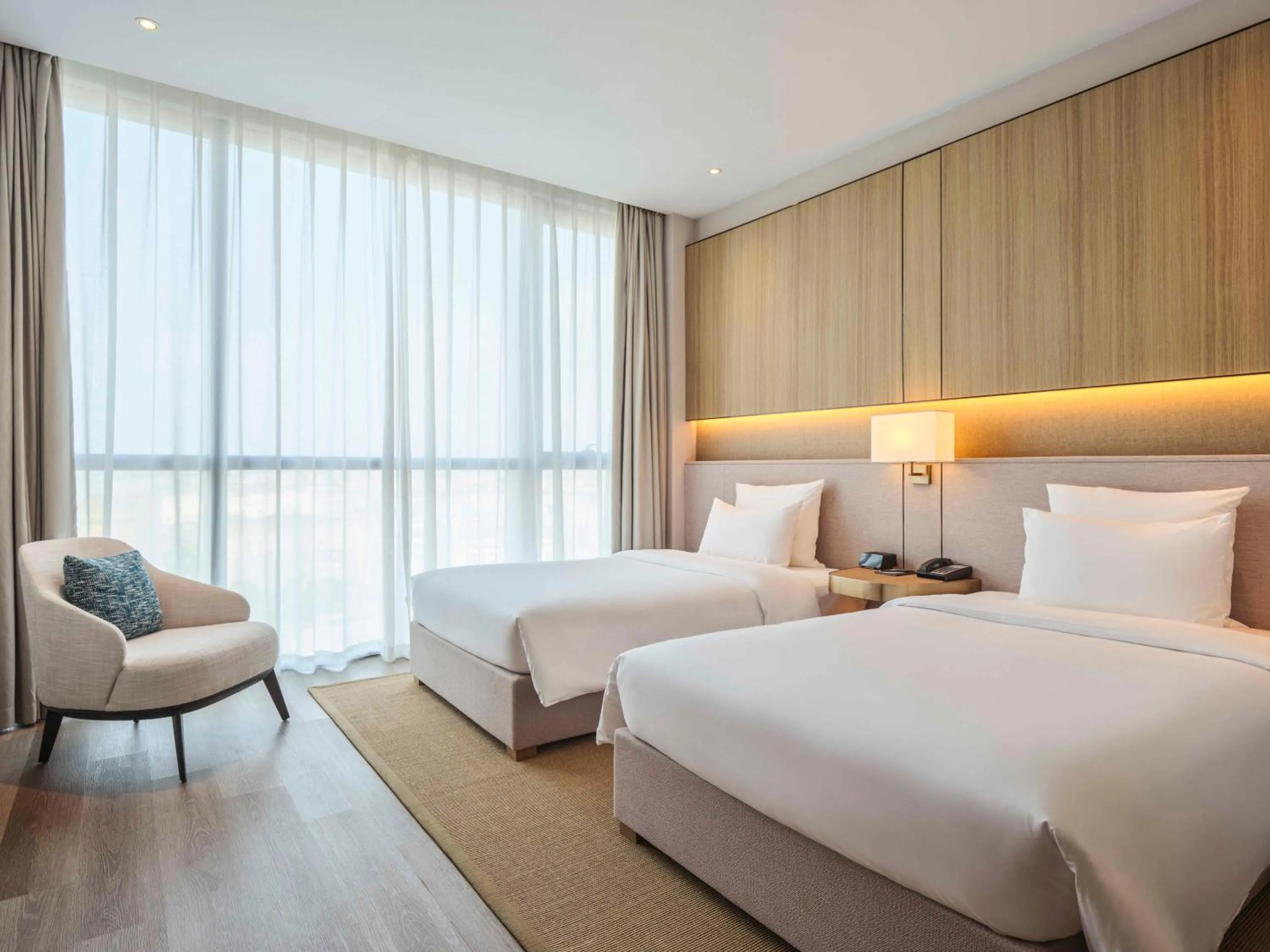 Photo of the whole room, Bed in Novotel Shanghai Qingpu Excellence