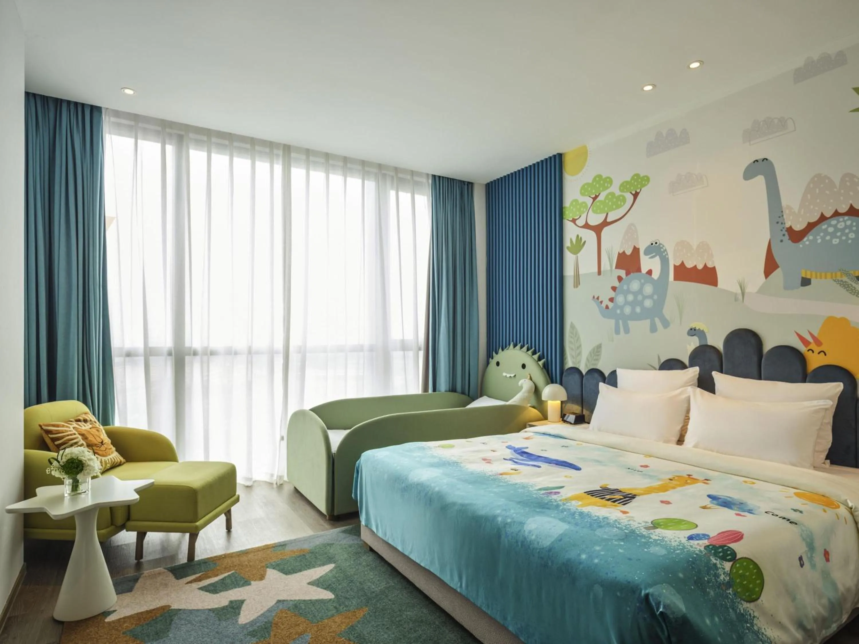 Premium Deluxe Family Room in Novotel Shanghai Qingpu Excellence