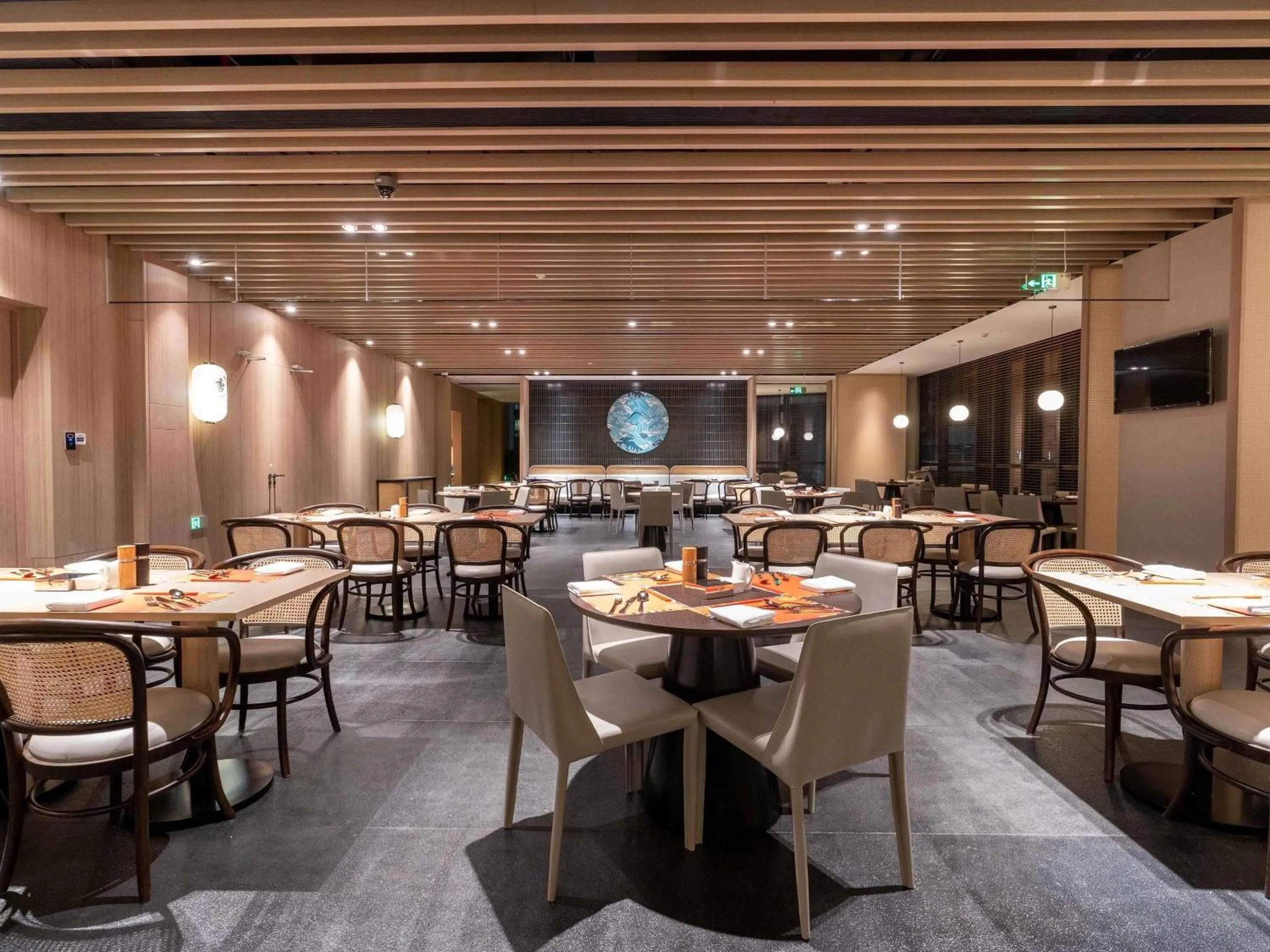Restaurant/places to eat in Novotel Shanghai Qingpu Excellence