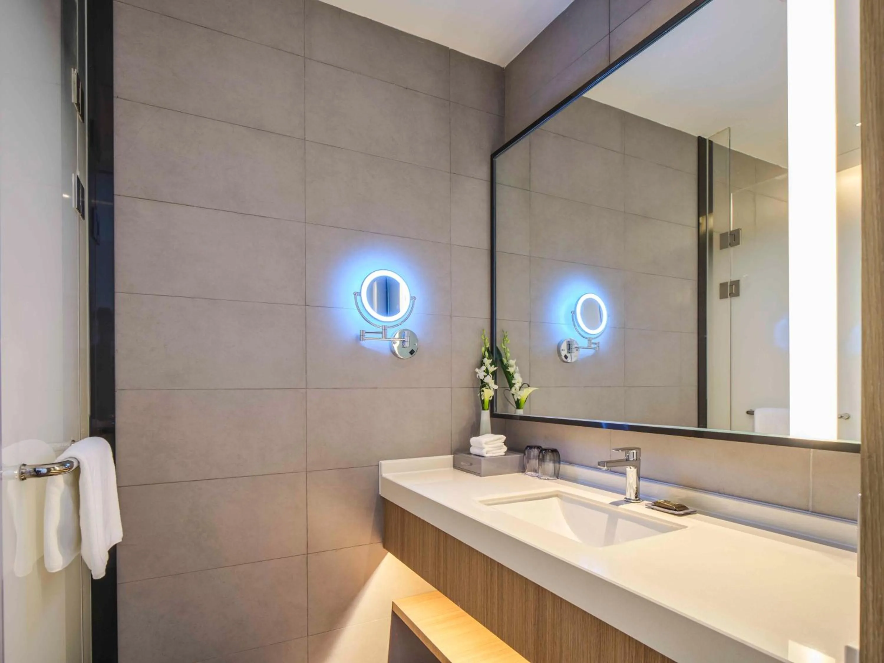 Bathroom in Novotel Shanghai Qingpu Excellence