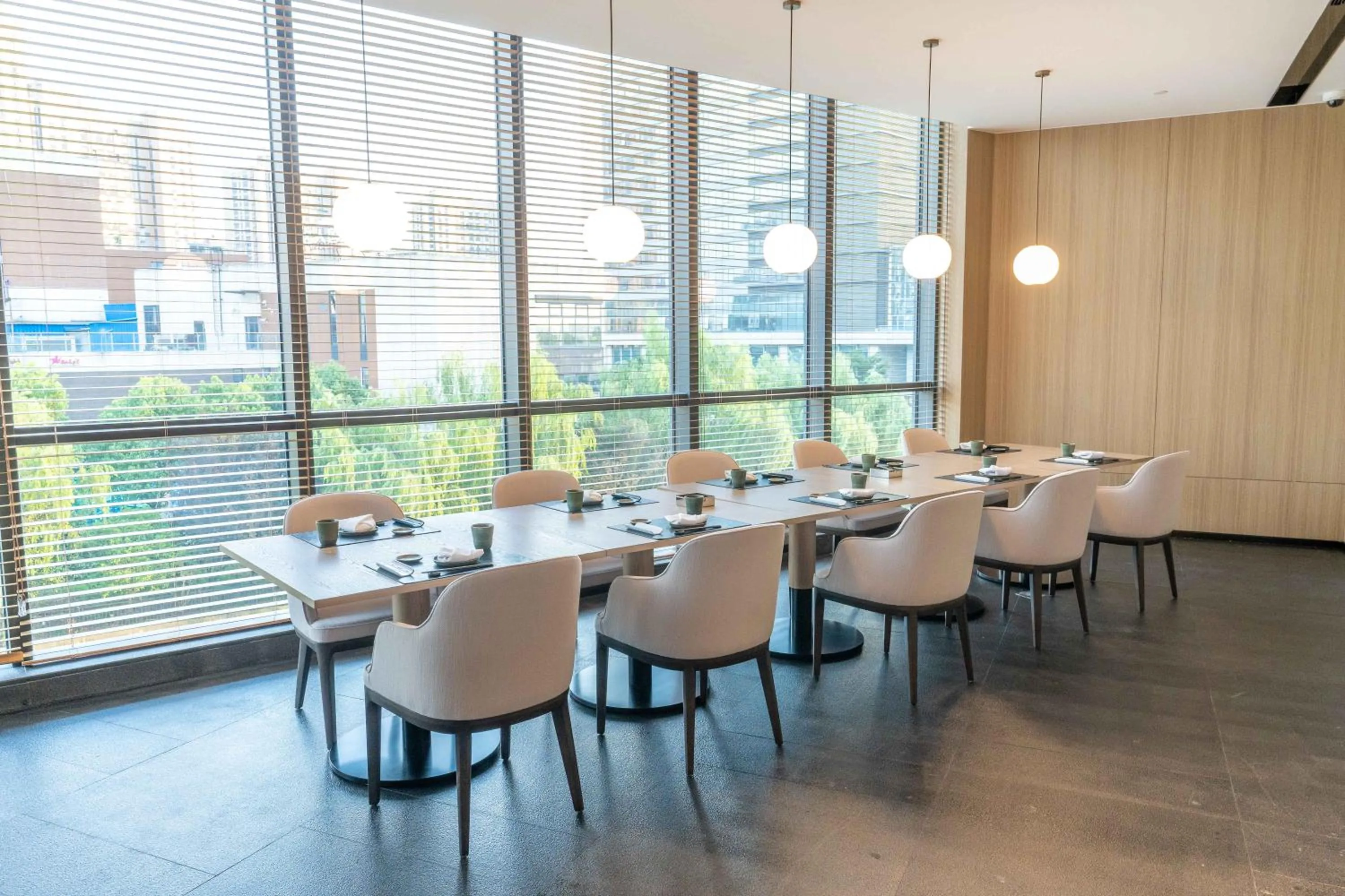 Restaurant/places to eat in Novotel Shanghai Qingpu Excellence