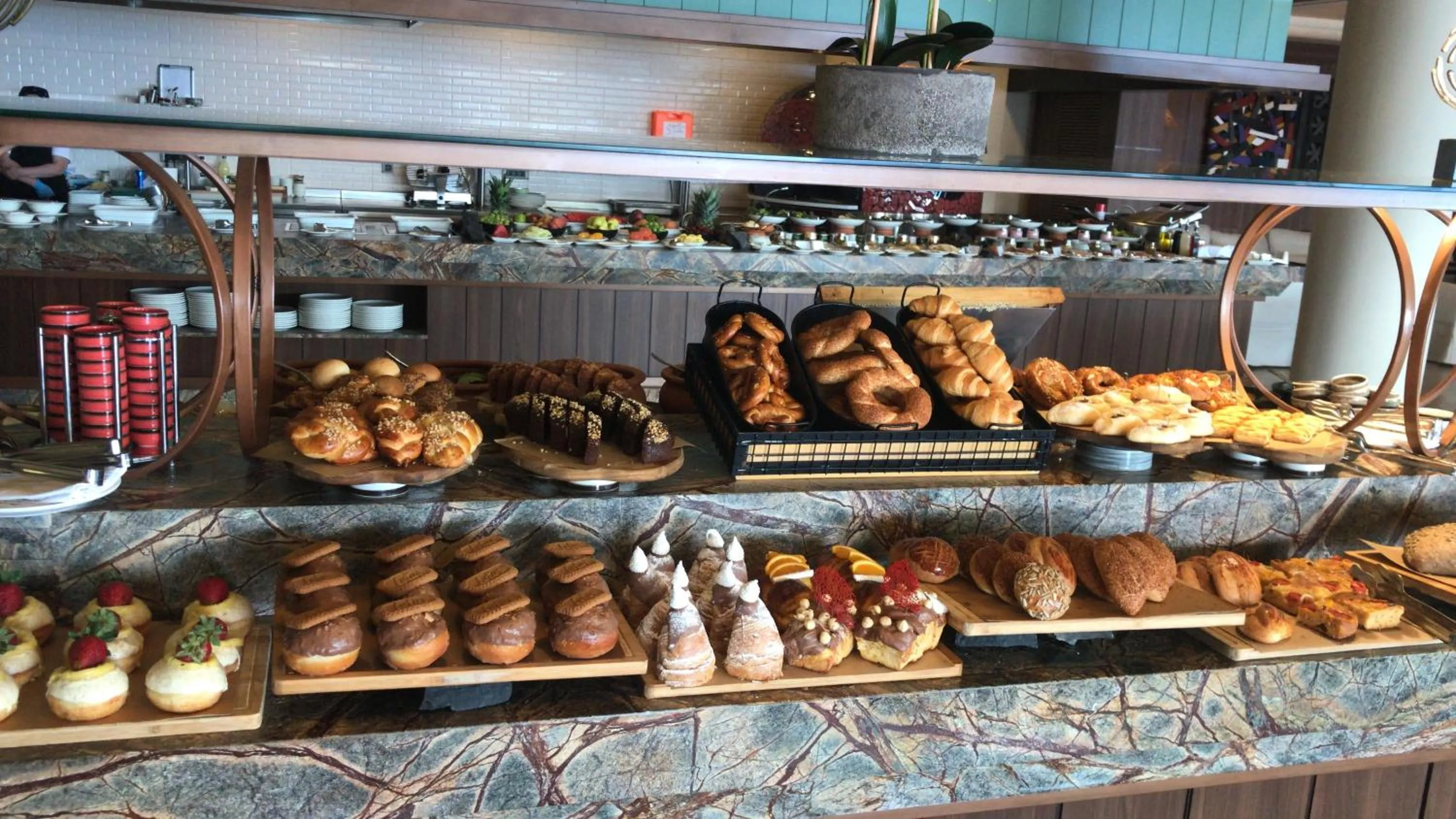 Food and drinks in The Bodrum Hotel Yalıkavak - MGallery Collection