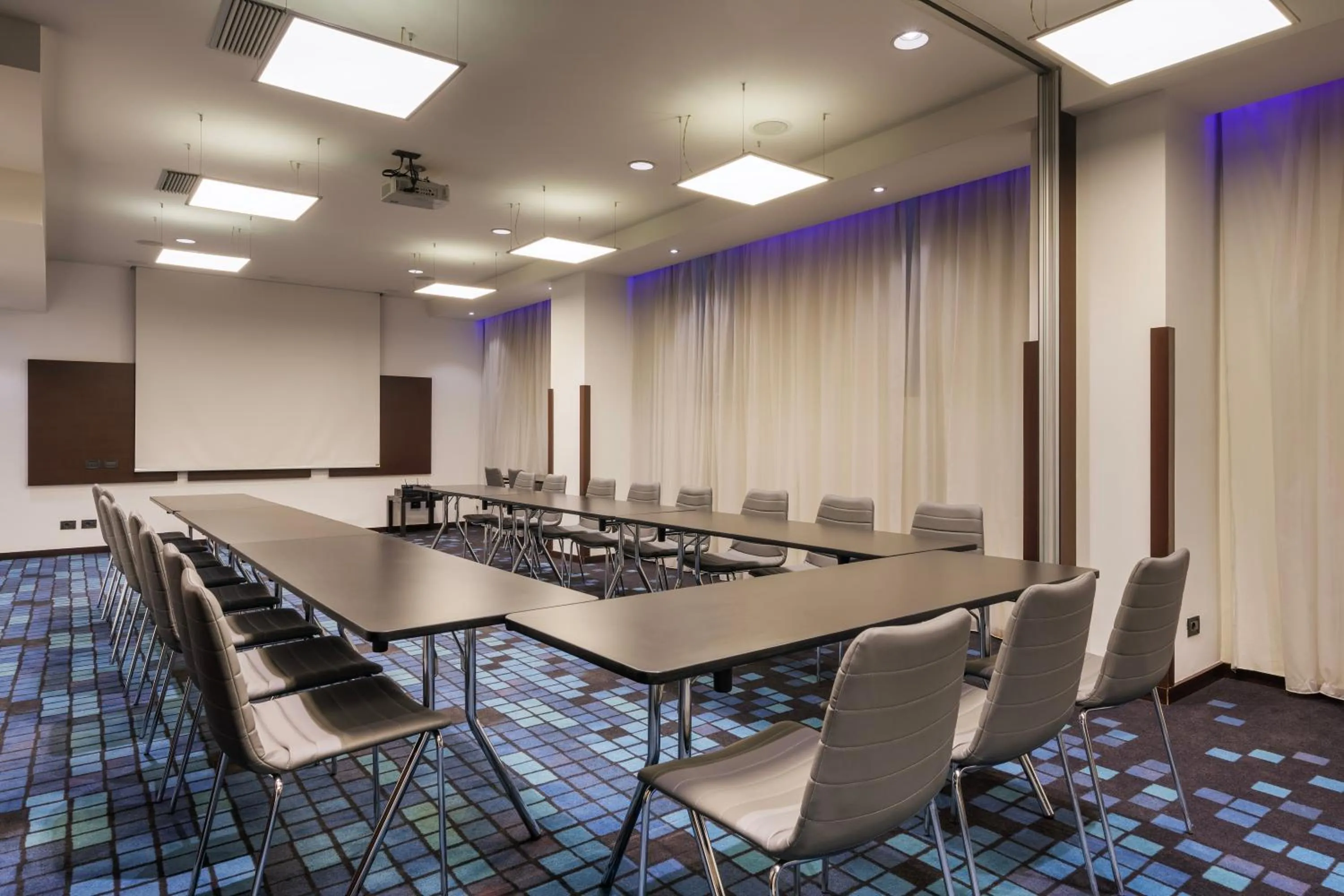 Meeting/conference room in Ikonik Parlament