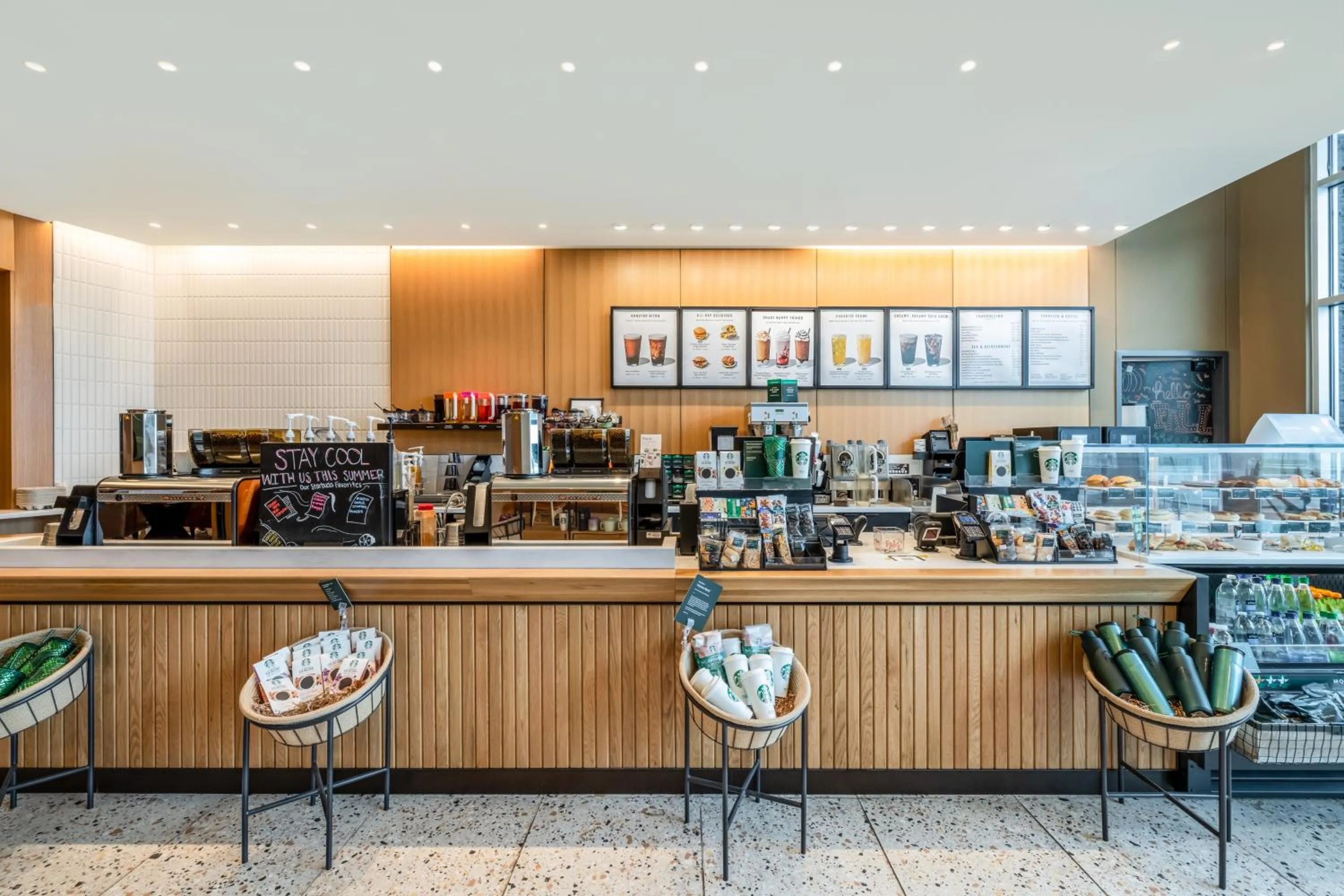 Coffee/tea facilities in Crowne Plaza - Kearney by IHG