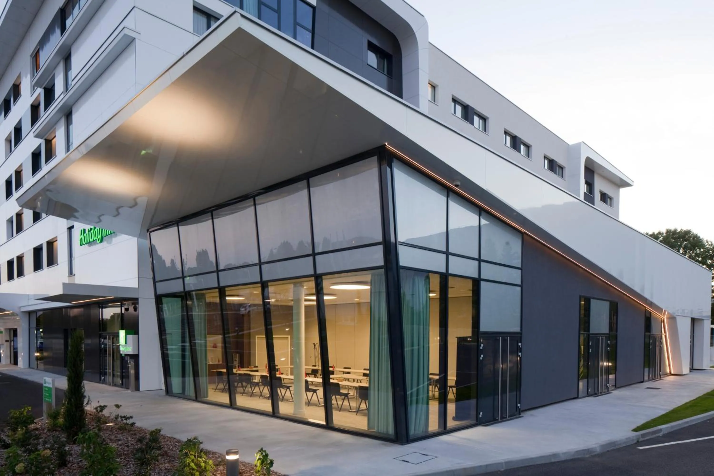 Property building in Holiday Inn Paris CDG Airport an IHG Hotel