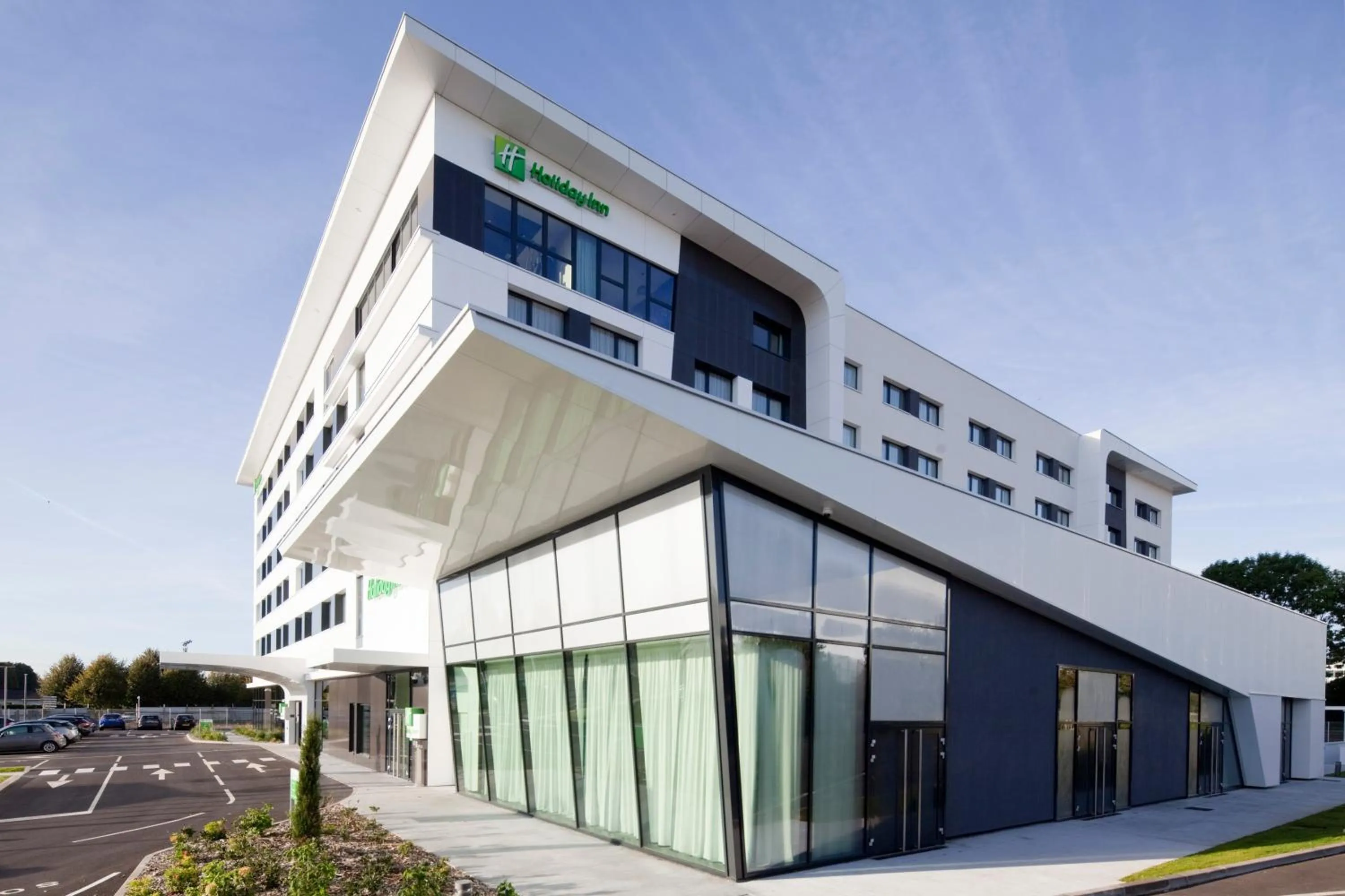 Property building in Holiday Inn Paris CDG Airport an IHG Hotel