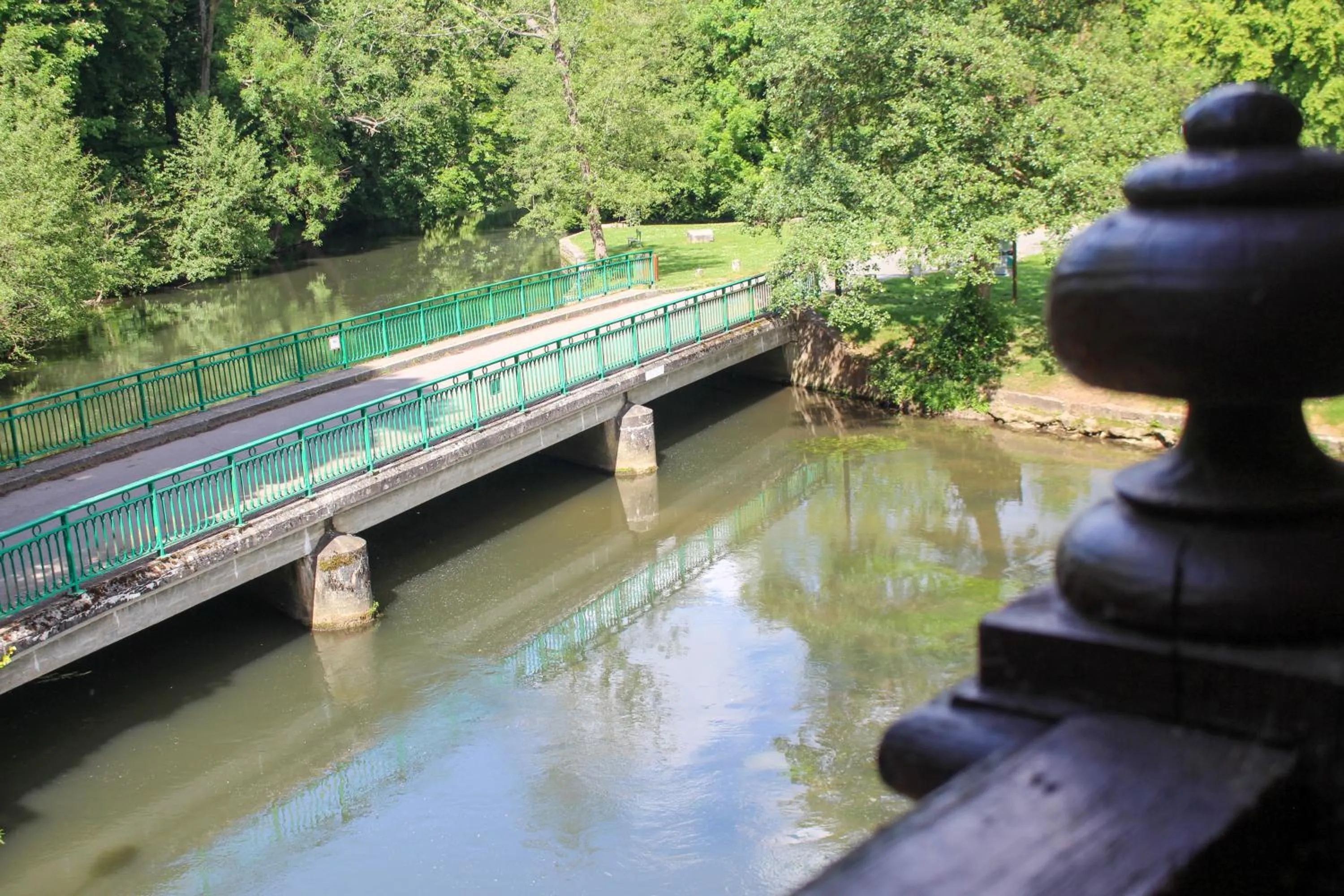 River view in Moulin de Fourges