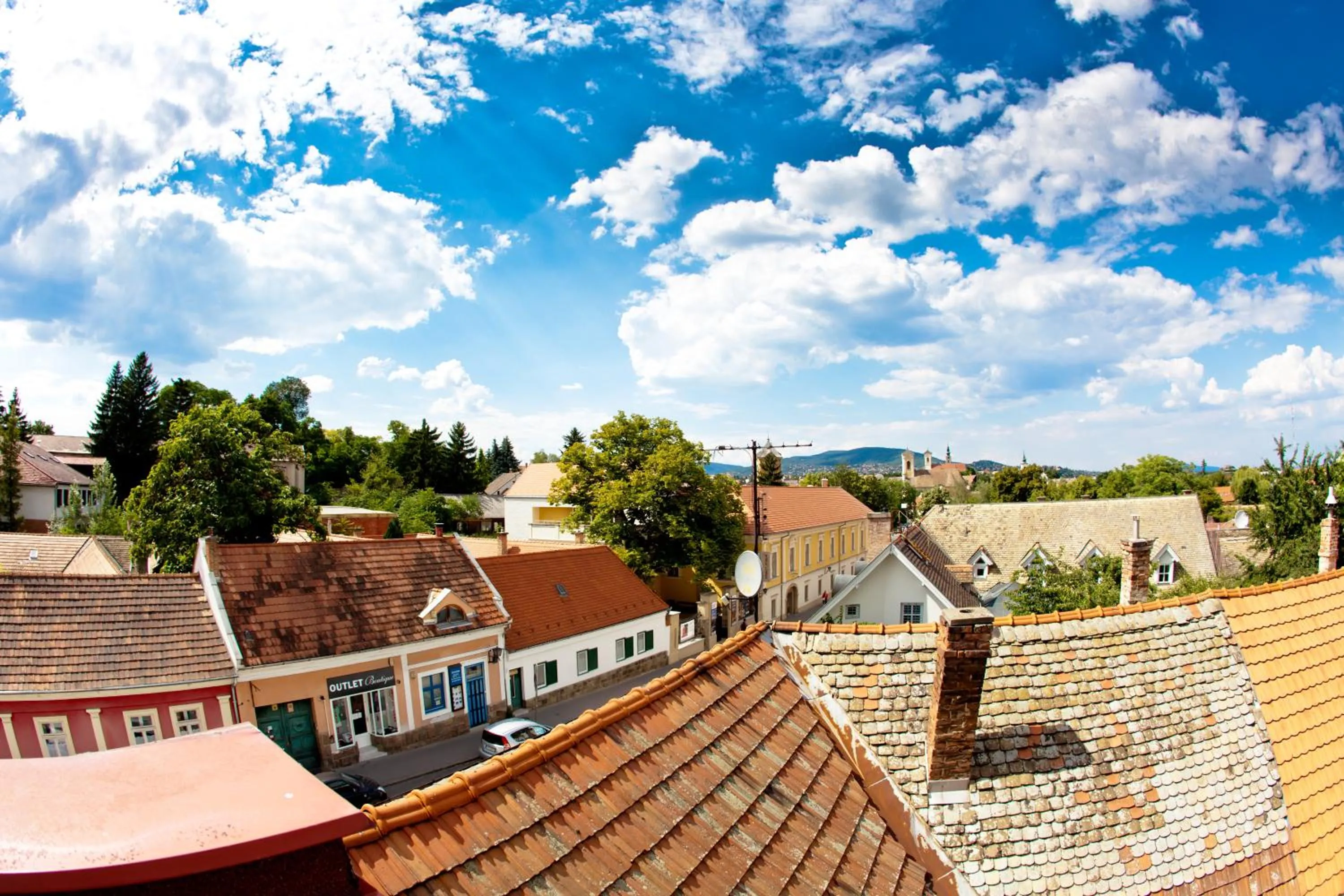 Facade/entrance in Mathias Rex