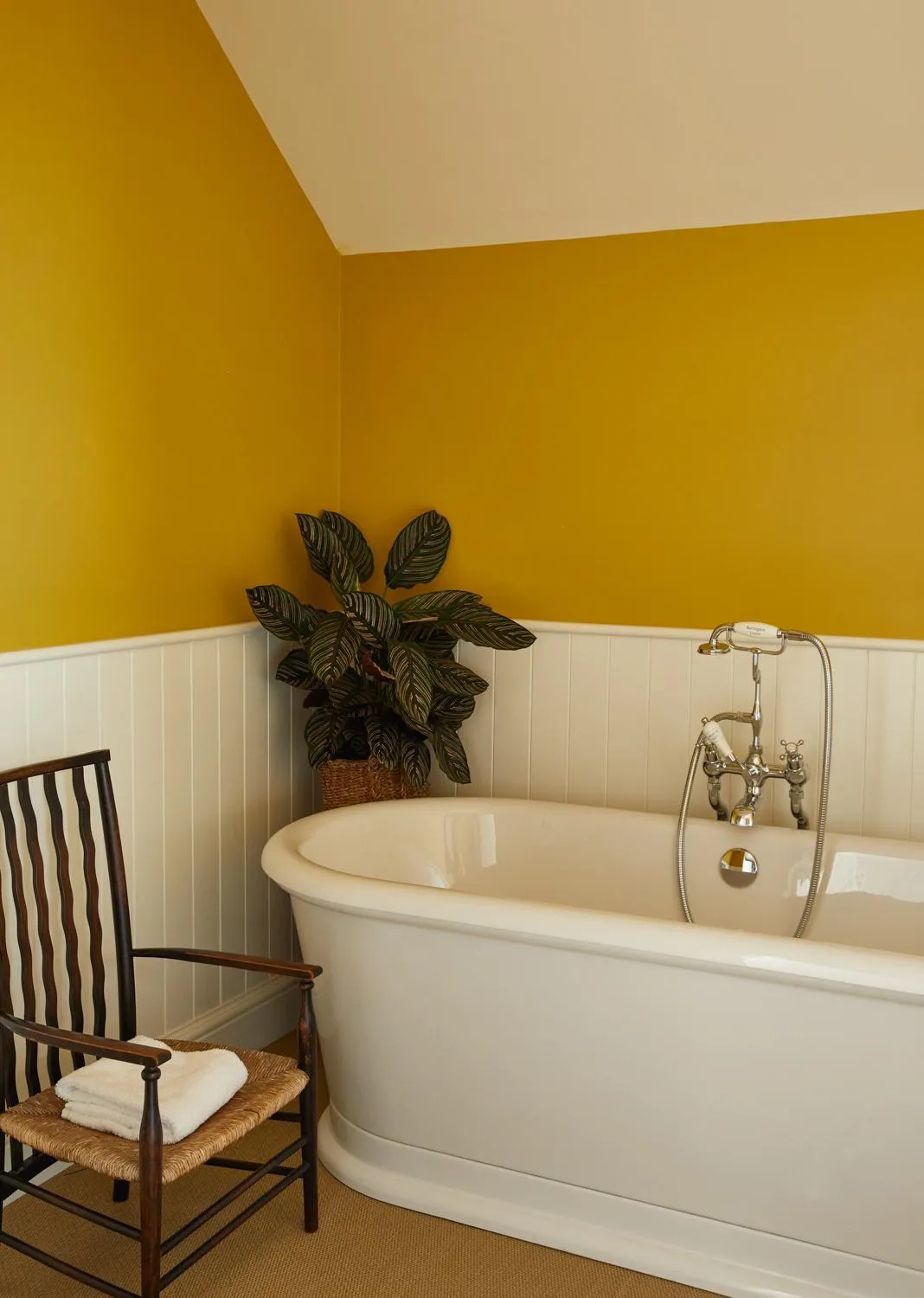 Bathroom in The Bear Inn, Hodnet