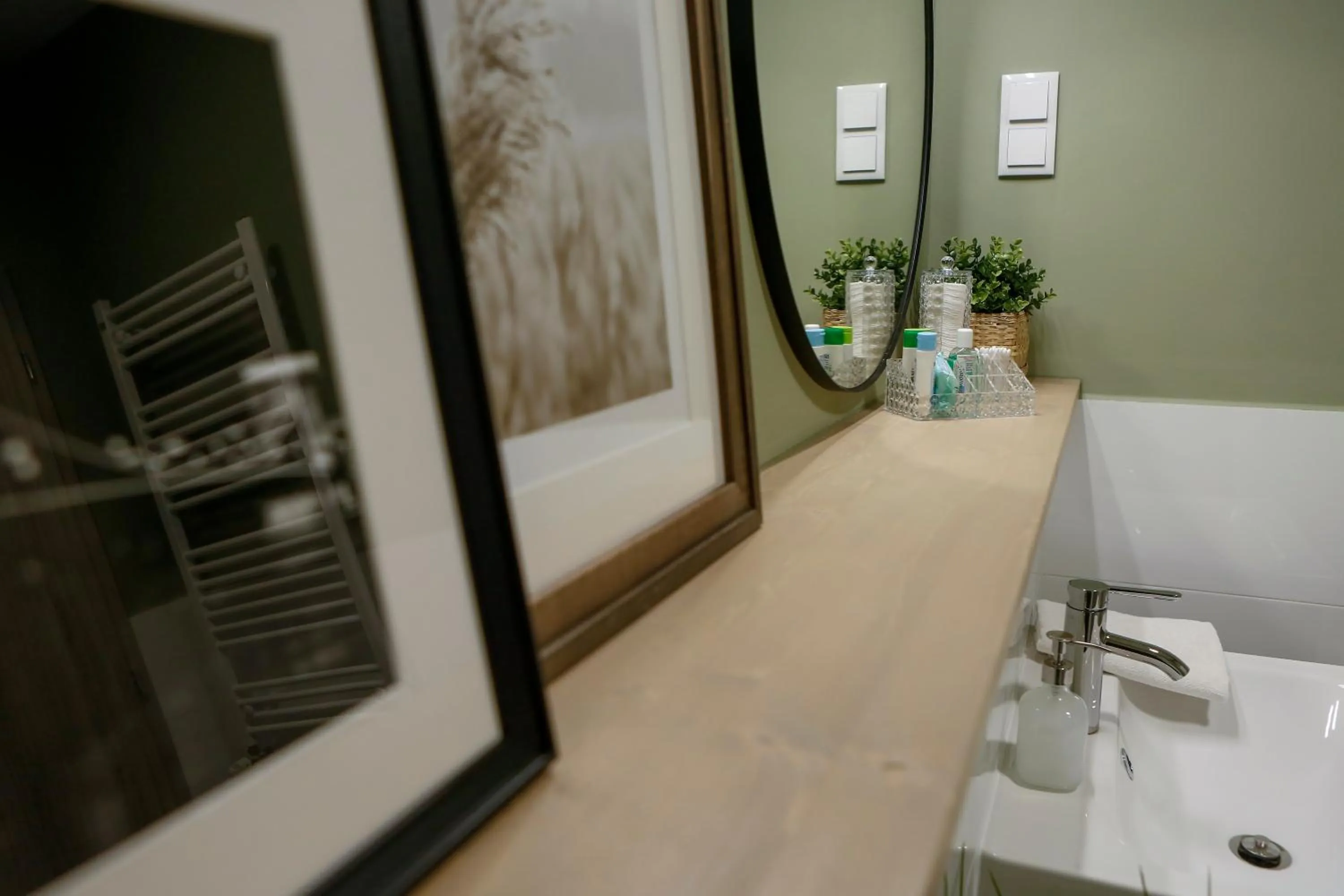 Bathroom in Akacfa Holiday Apartments