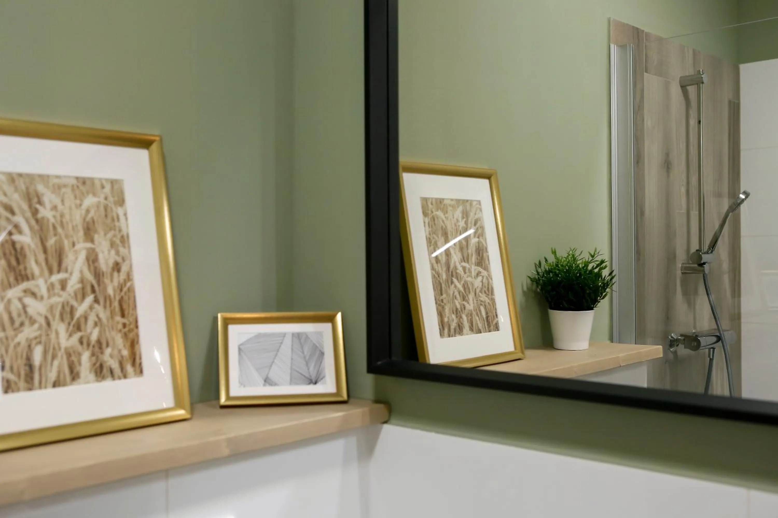 Decorative detail in Akacfa Holiday Apartments