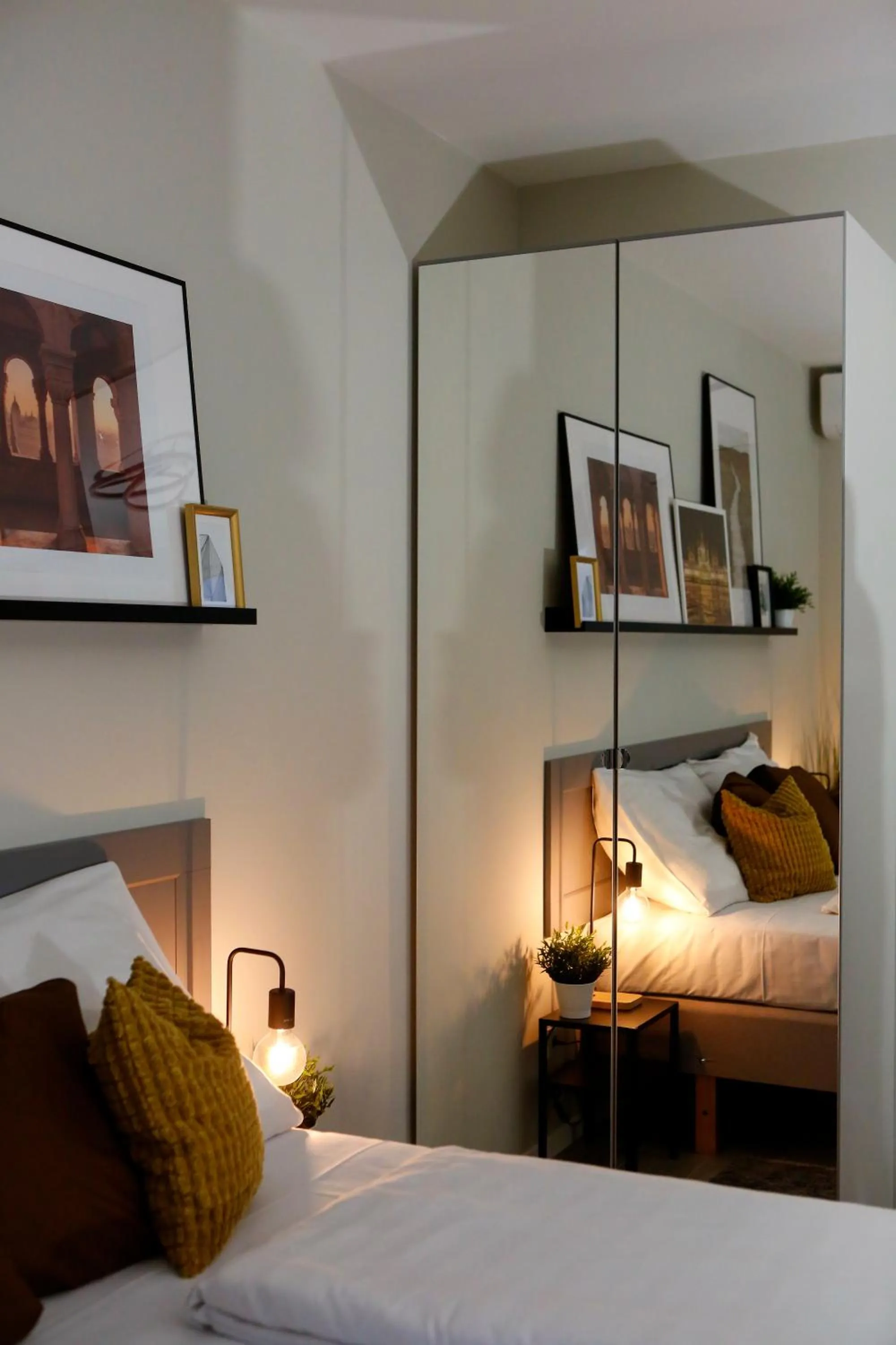 hair dresser in Akacfa Holiday Apartments