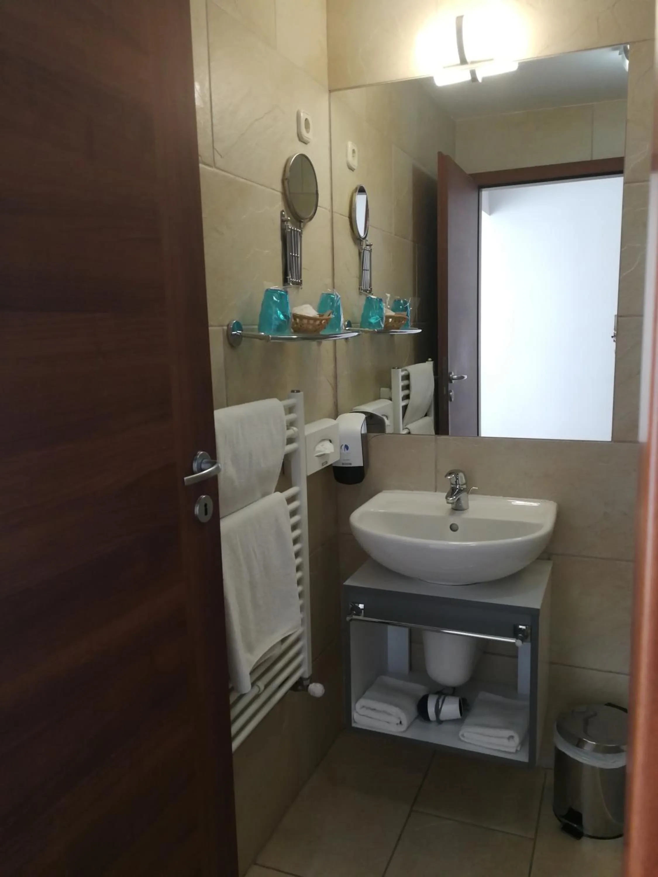 Bathroom in Hotel Yacht Wellness & Business