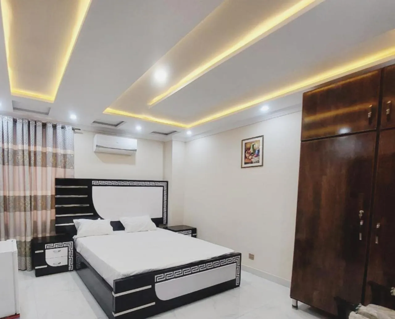 Bedroom, Bed in Hotel White Pearl