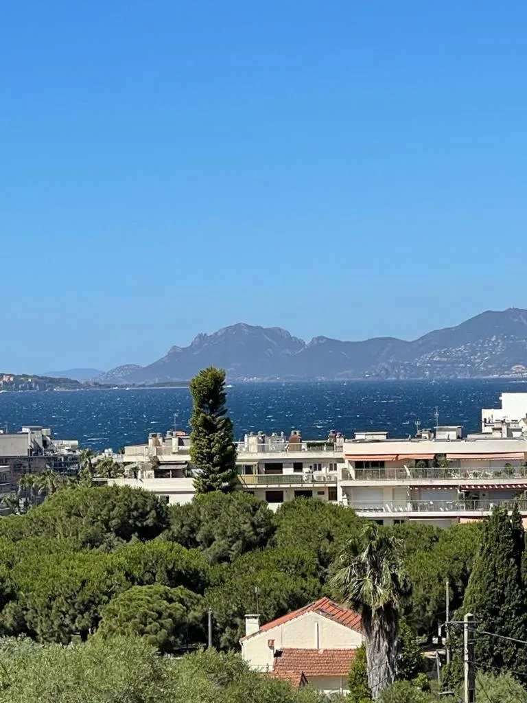 Property building in Superbe Studio Le pavois