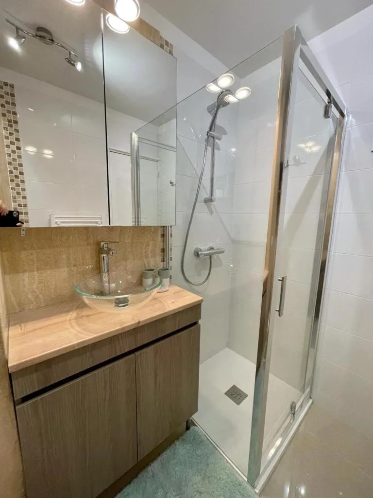 Shower in Superbe Studio Le pavois