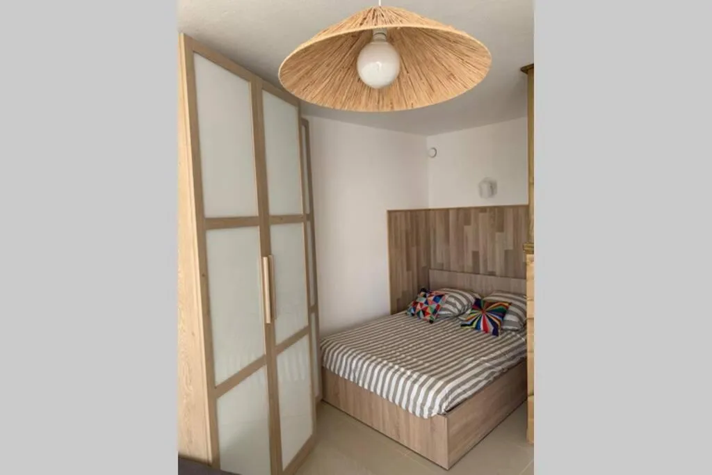 Bedroom, Bed in Superbe Studio Le pavois