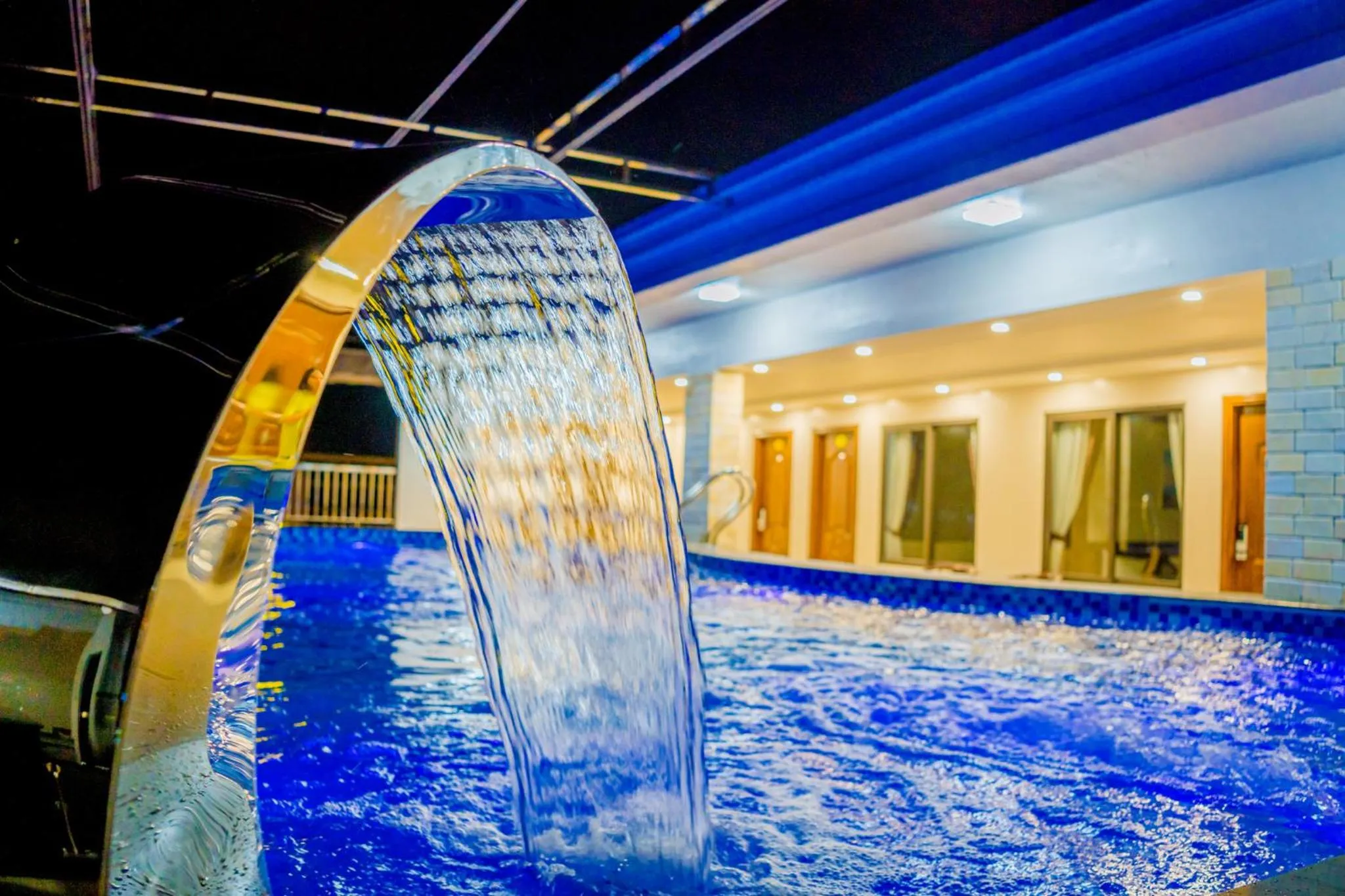 Swimming pool in QUANG VINH HOTEL