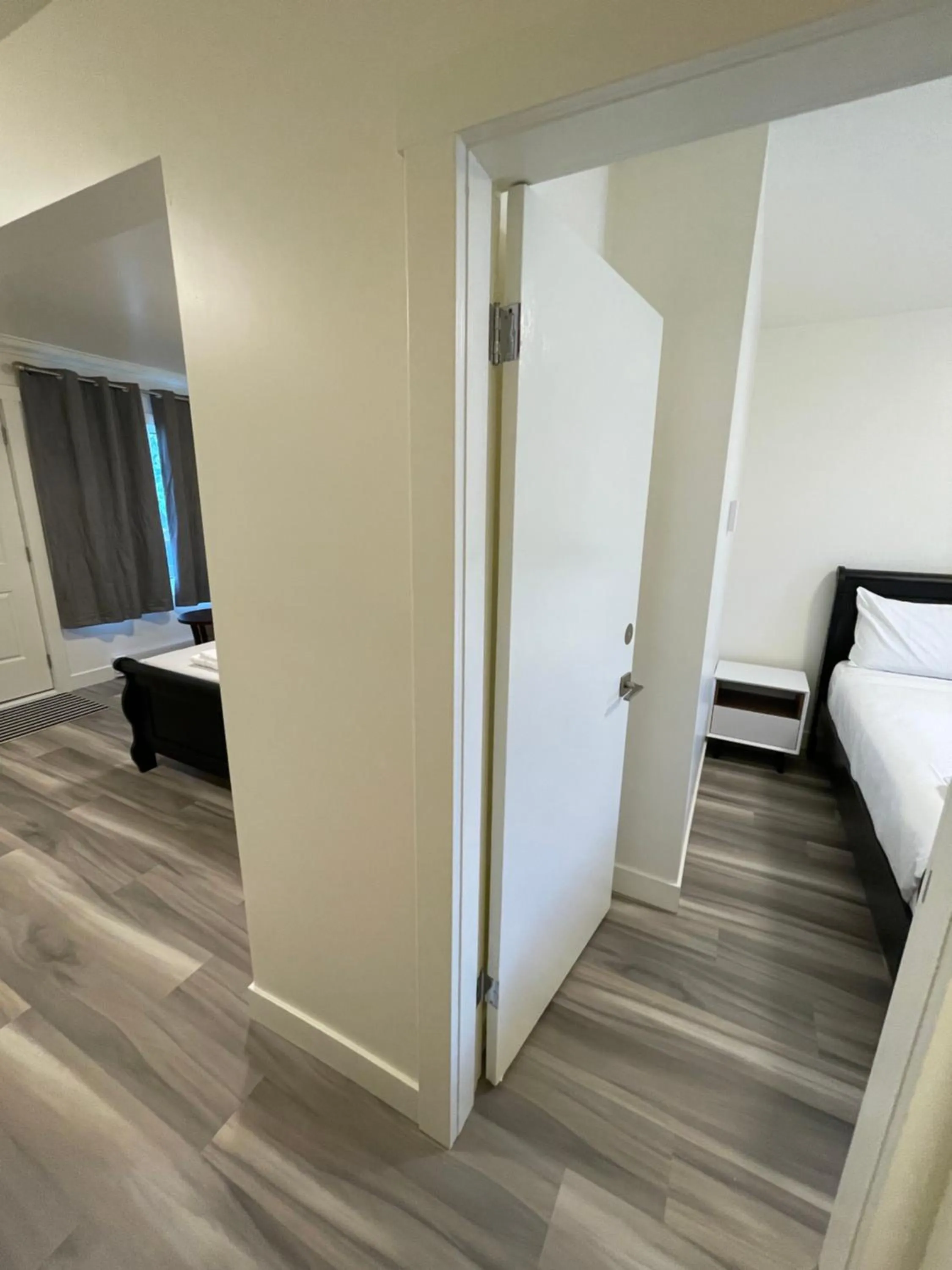 Bedroom, Bed in Destination INN