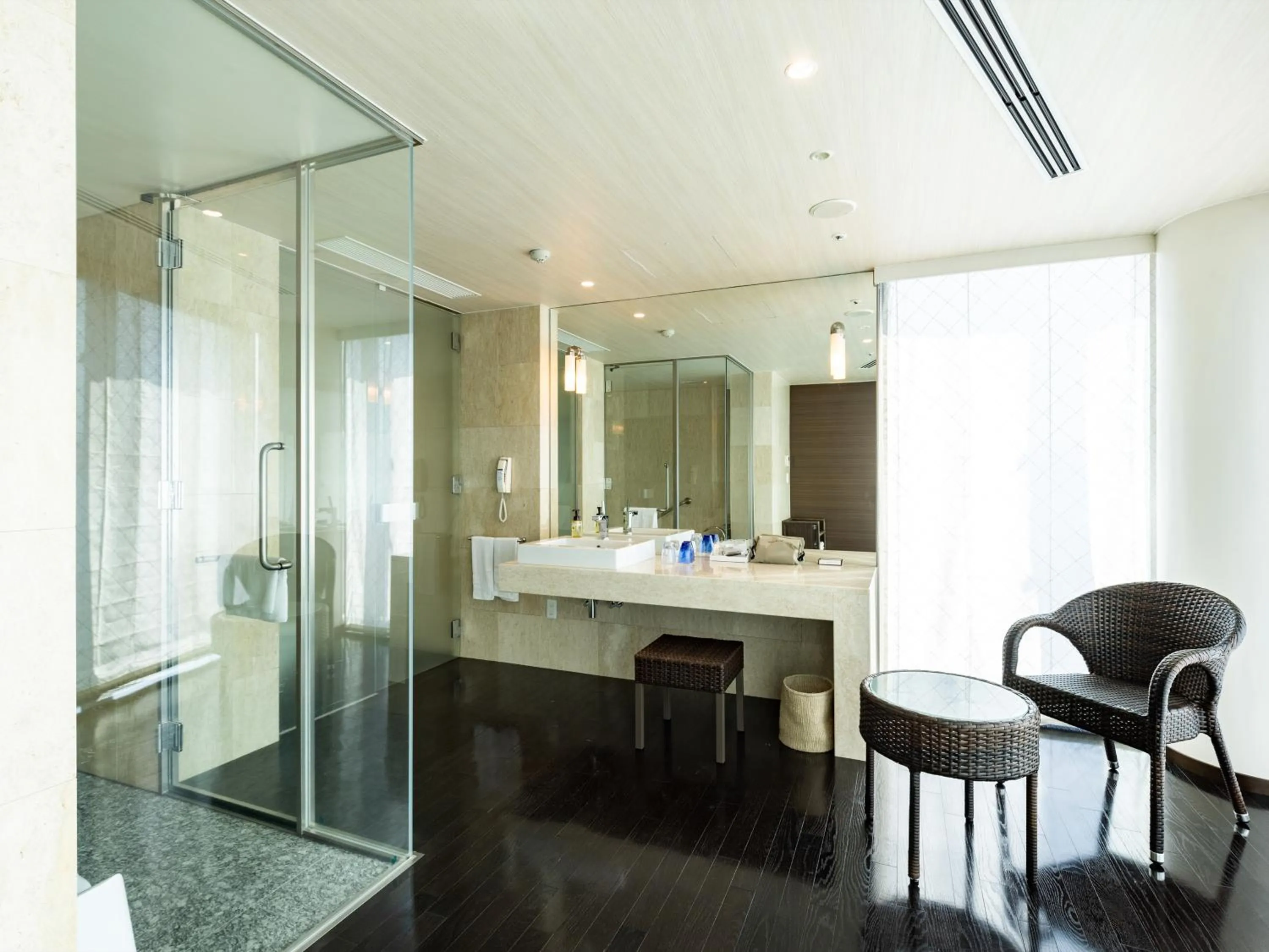 Photo of the whole room in Tenza Hotel at Hakata Station