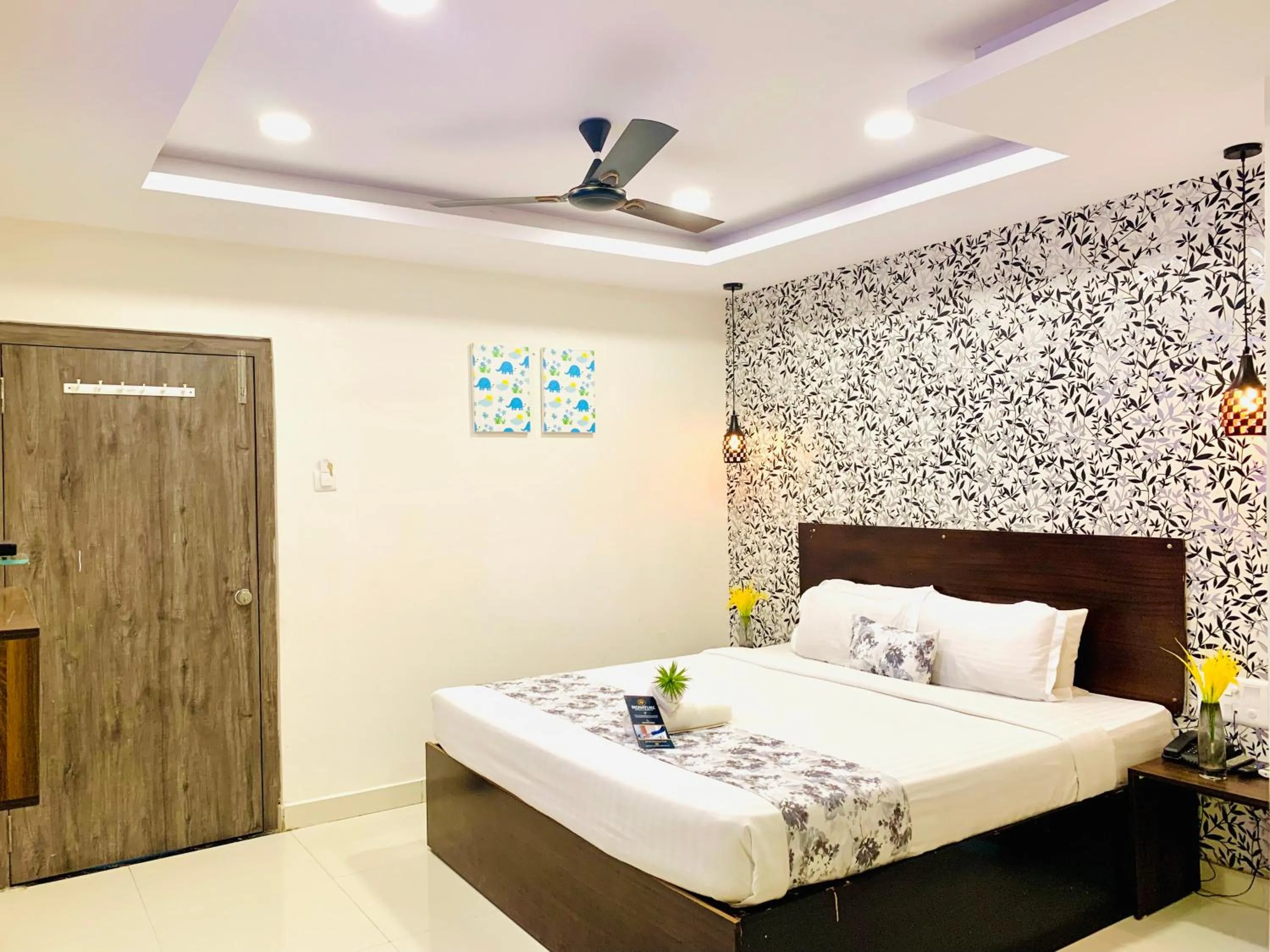 Bedroom, Bed in Hotel oak by signature airport zone hyderabad
