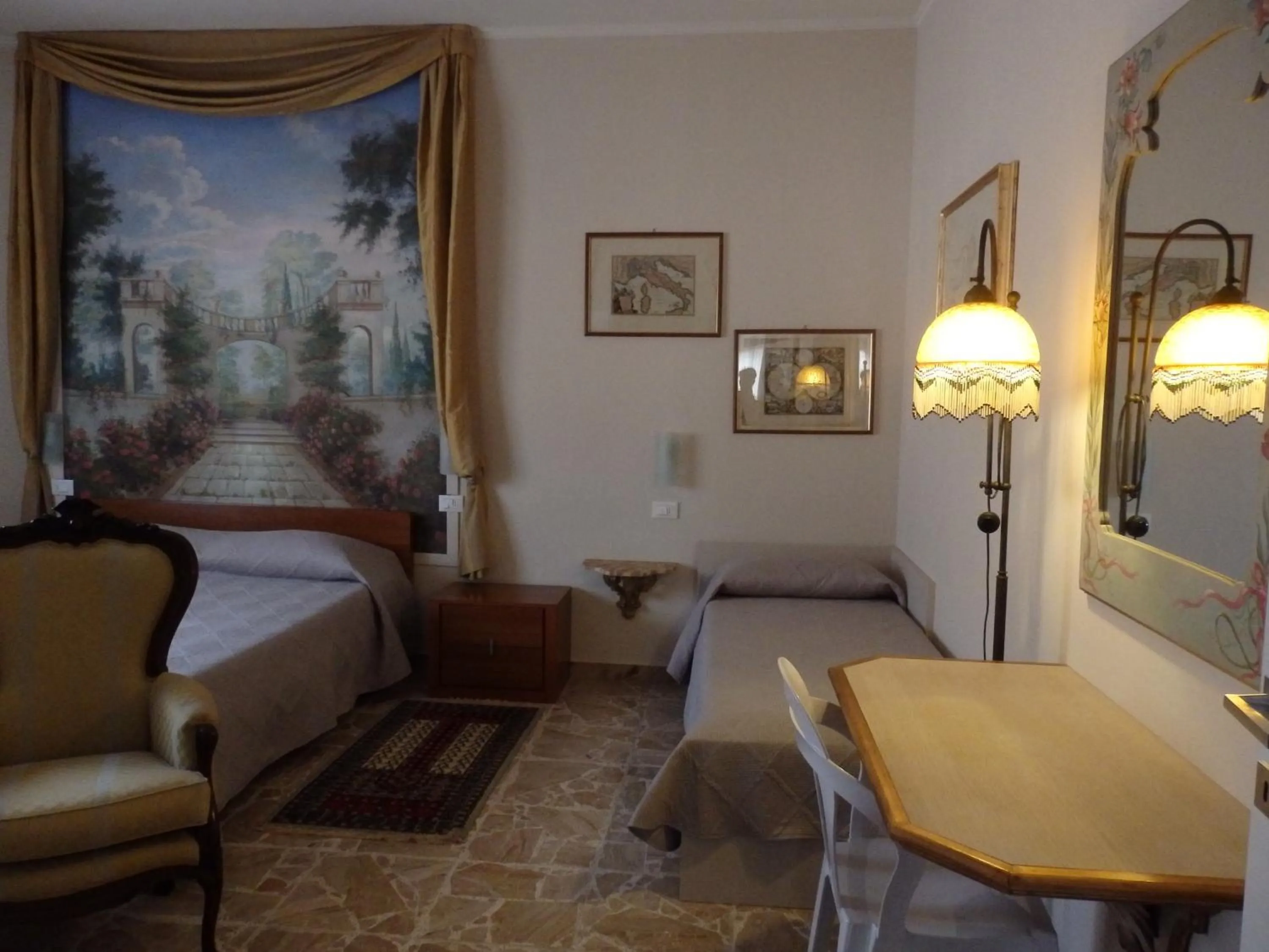 Bed in Riflessi d'Arte