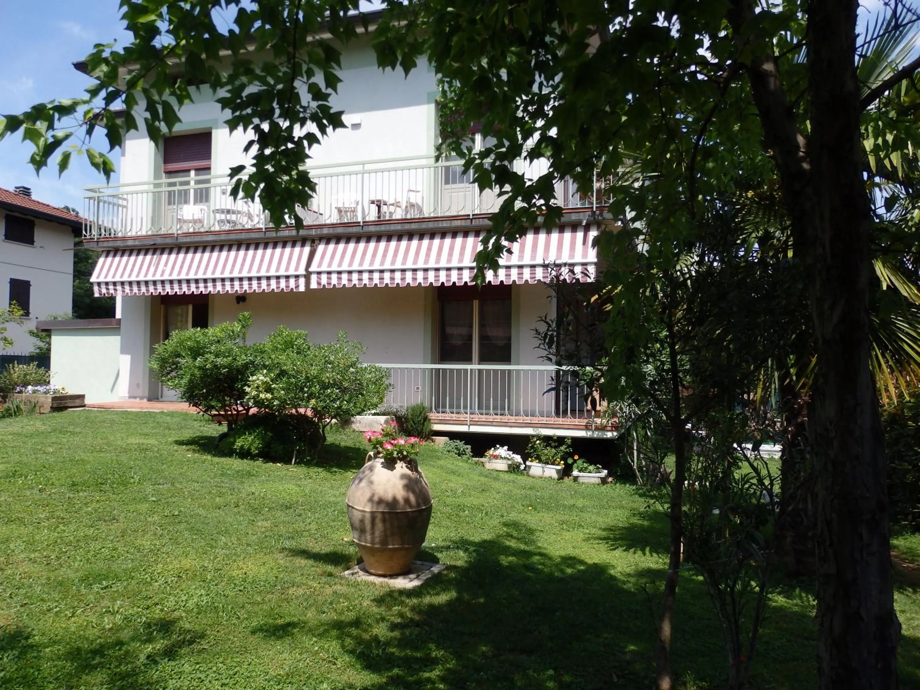 Property building in Riflessi d'Arte