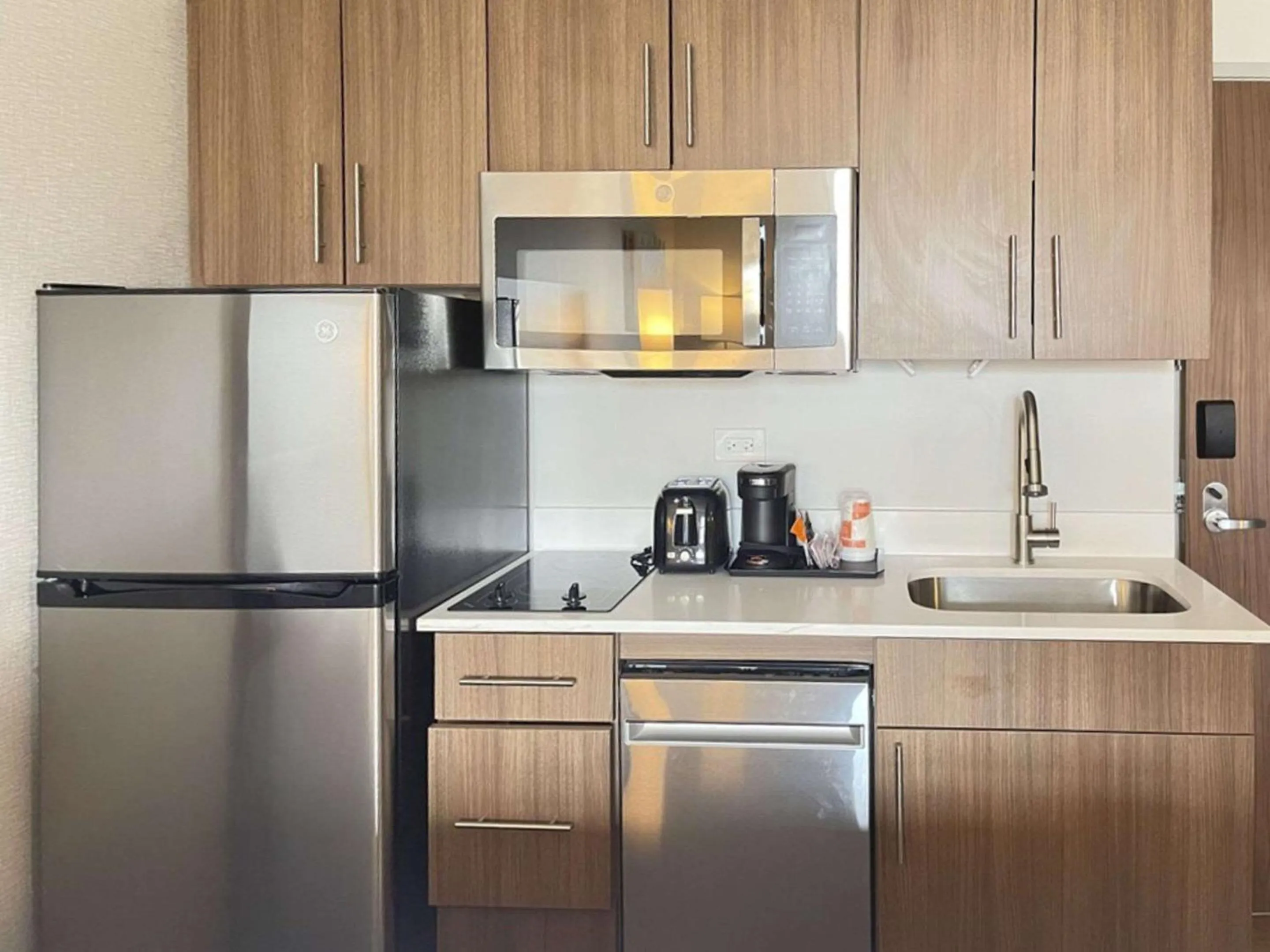 Bedroom in MainStay Suites Oakbrook Terrace - Chicago