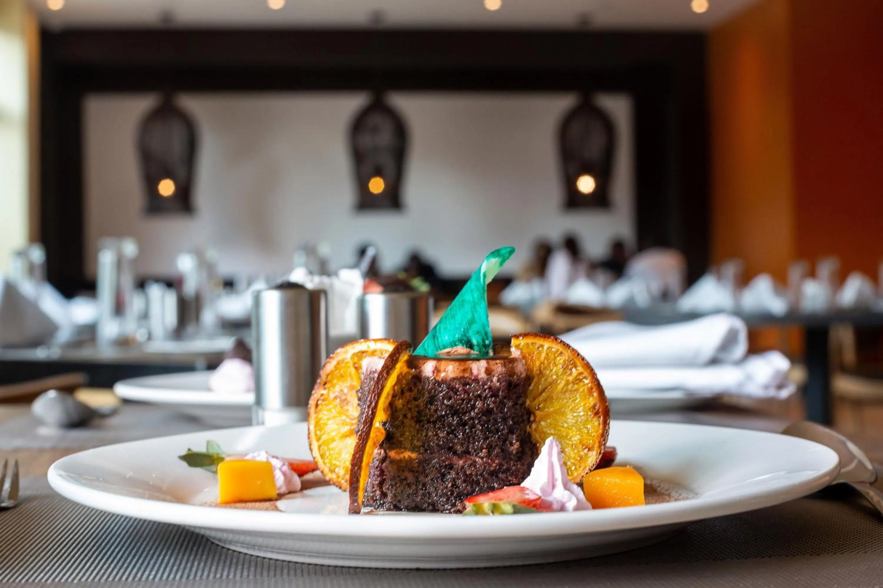 Restaurant/places to eat in Ulwazi Place Hotel by Trianum