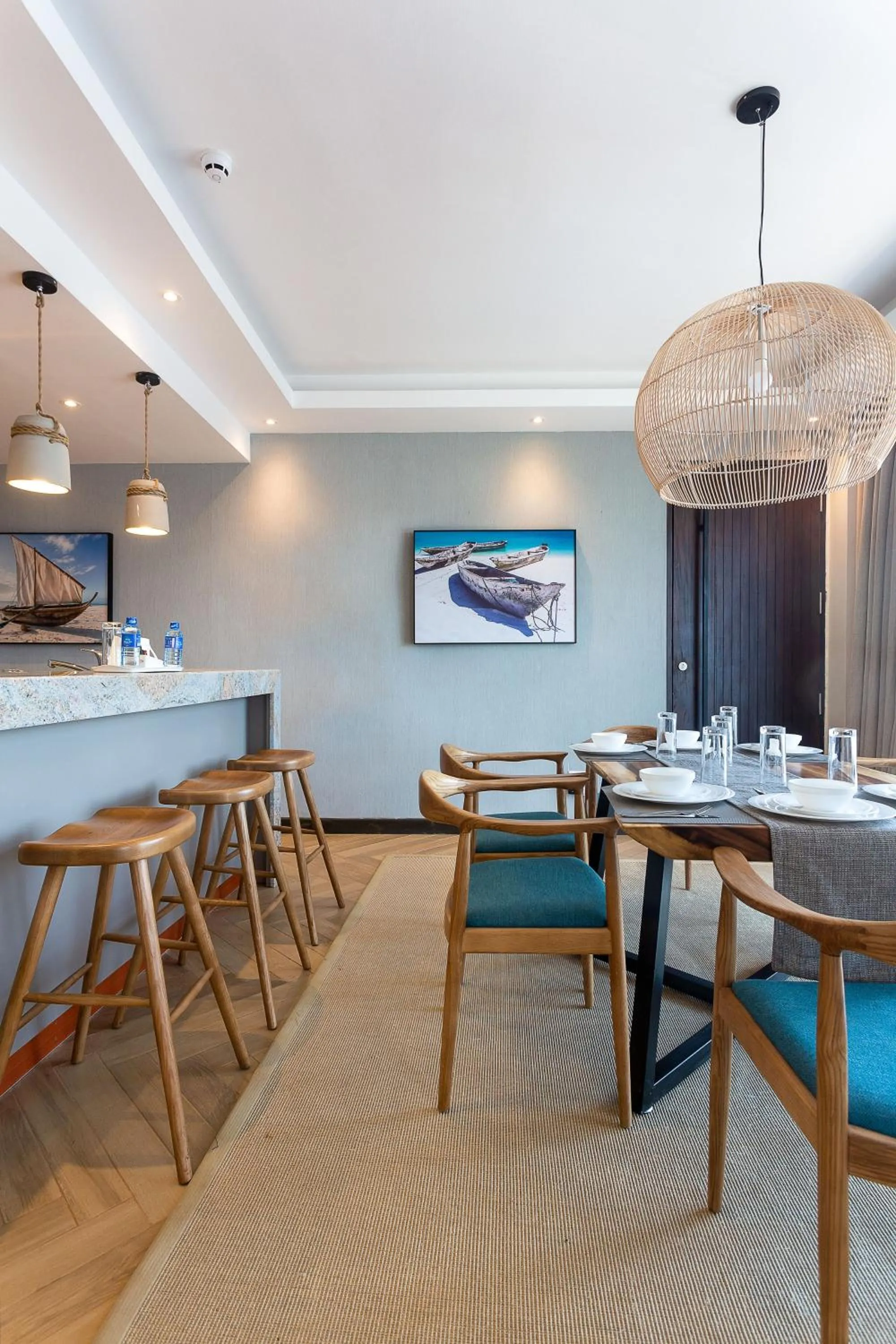 Restaurant/places to eat in Ulwazi Place Hotel by Trianum