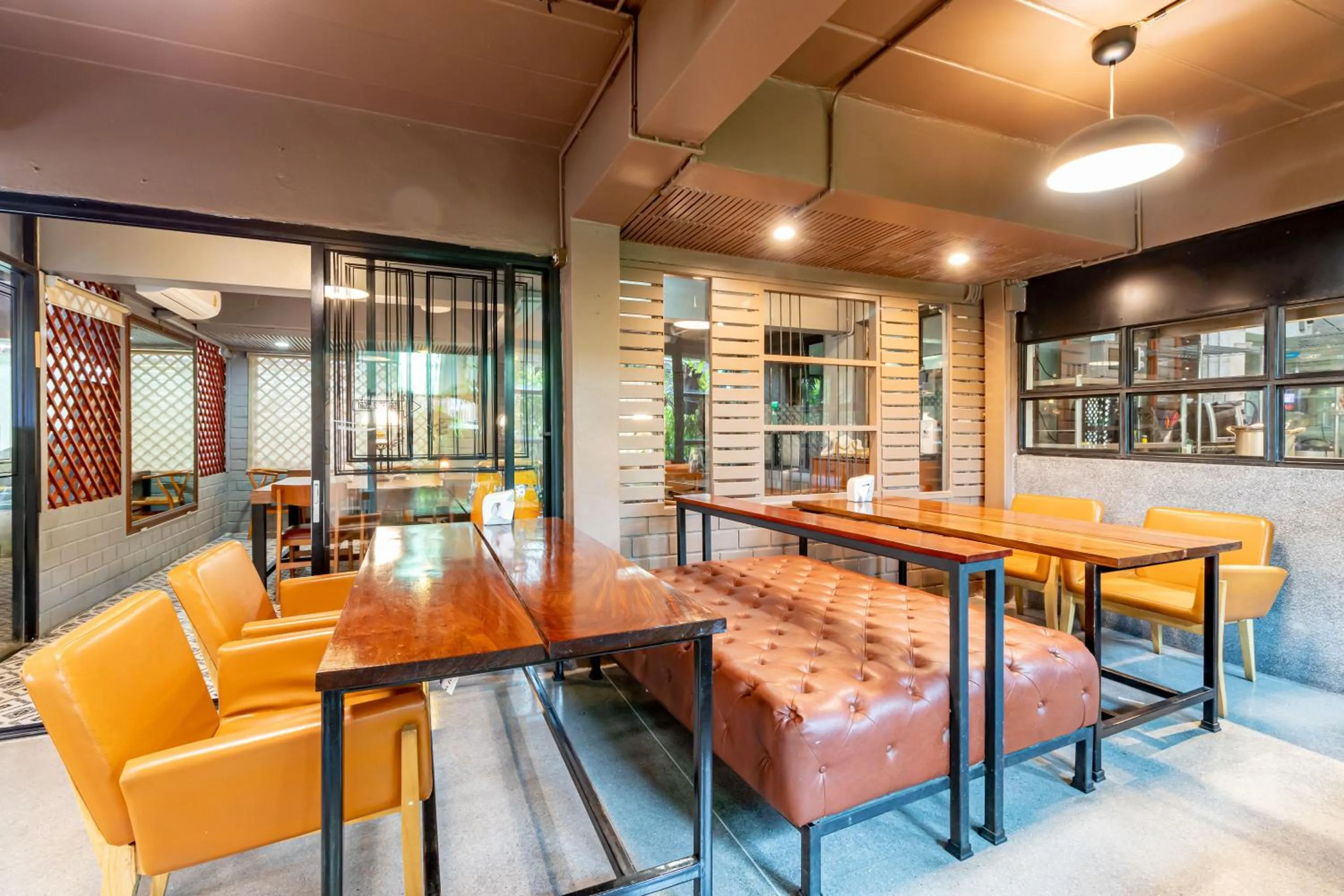 Lounge or bar in The Palm Hotel