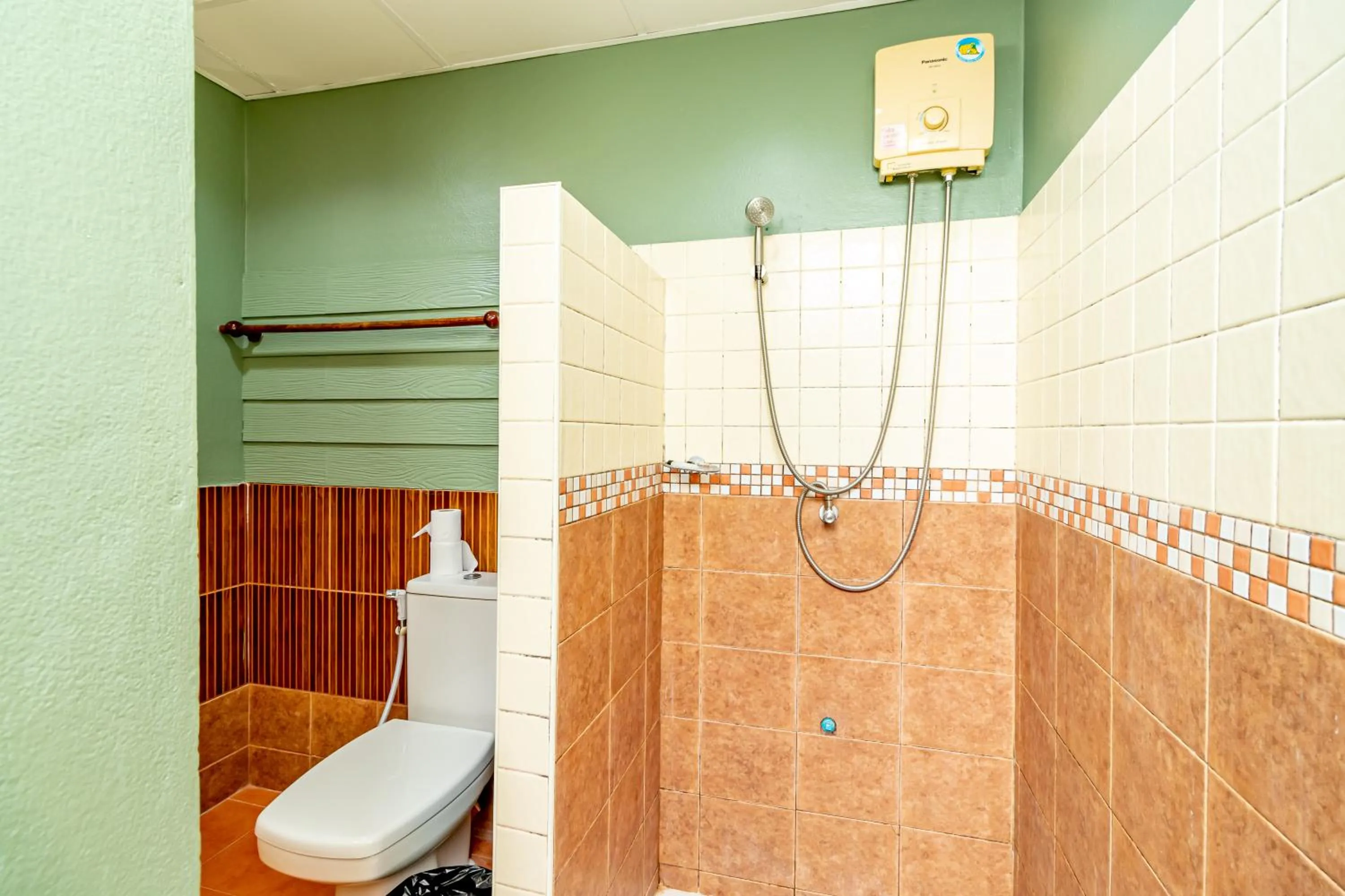 Bathroom in The Palm Hotel