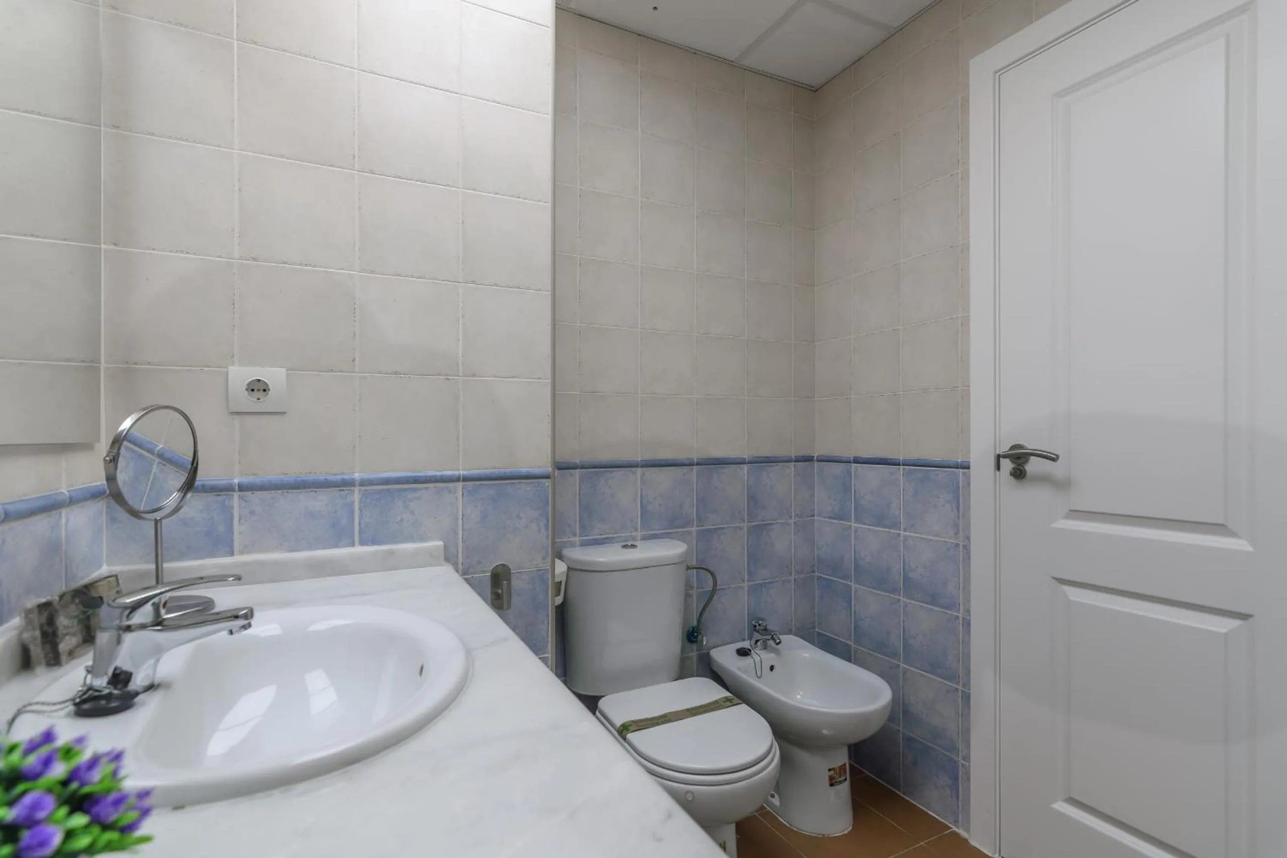 Bathroom in Albatros Golf I by Ĥ