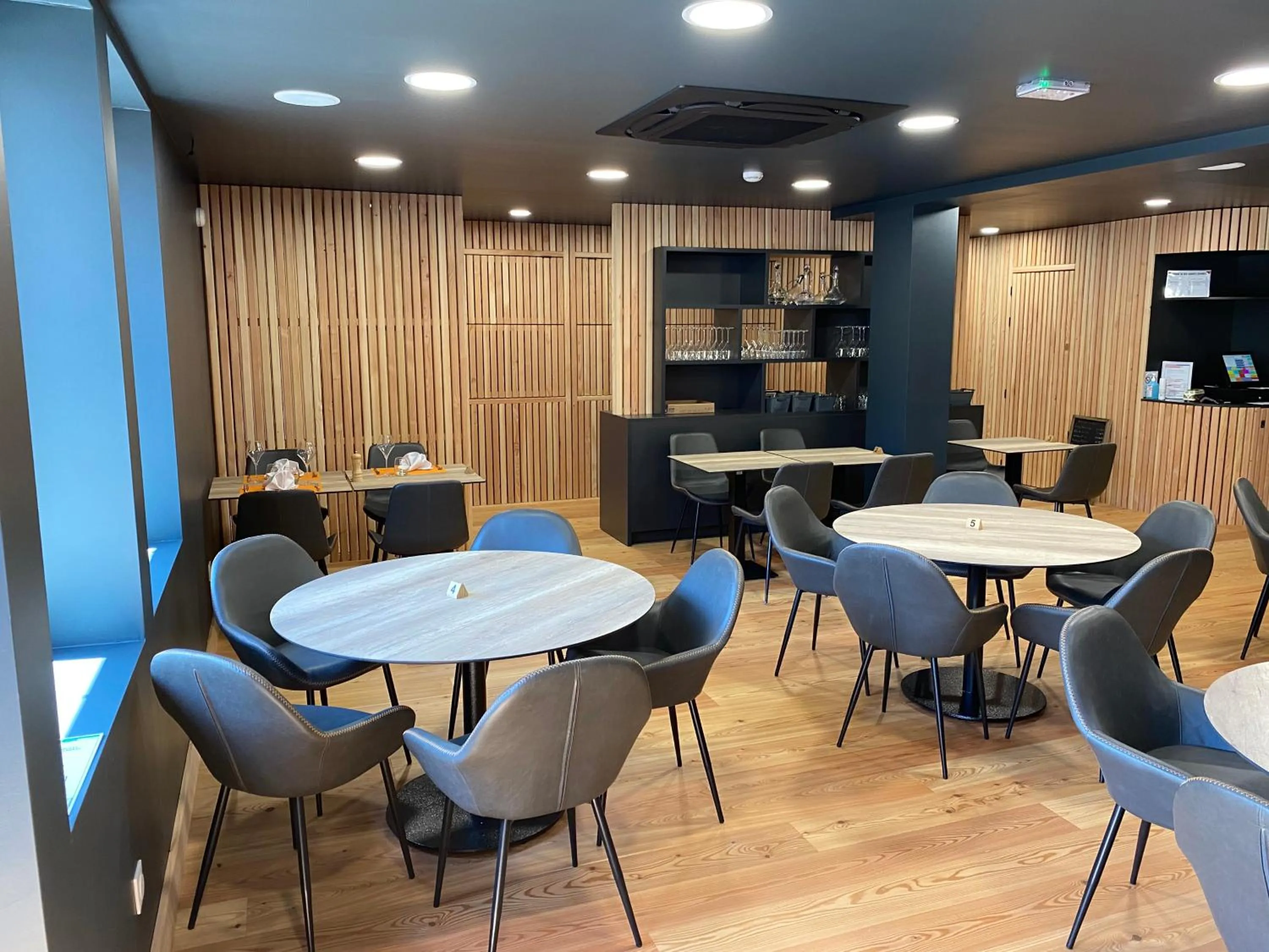 Restaurant/Places to Eat in Hôtel & Spa du Tremplin