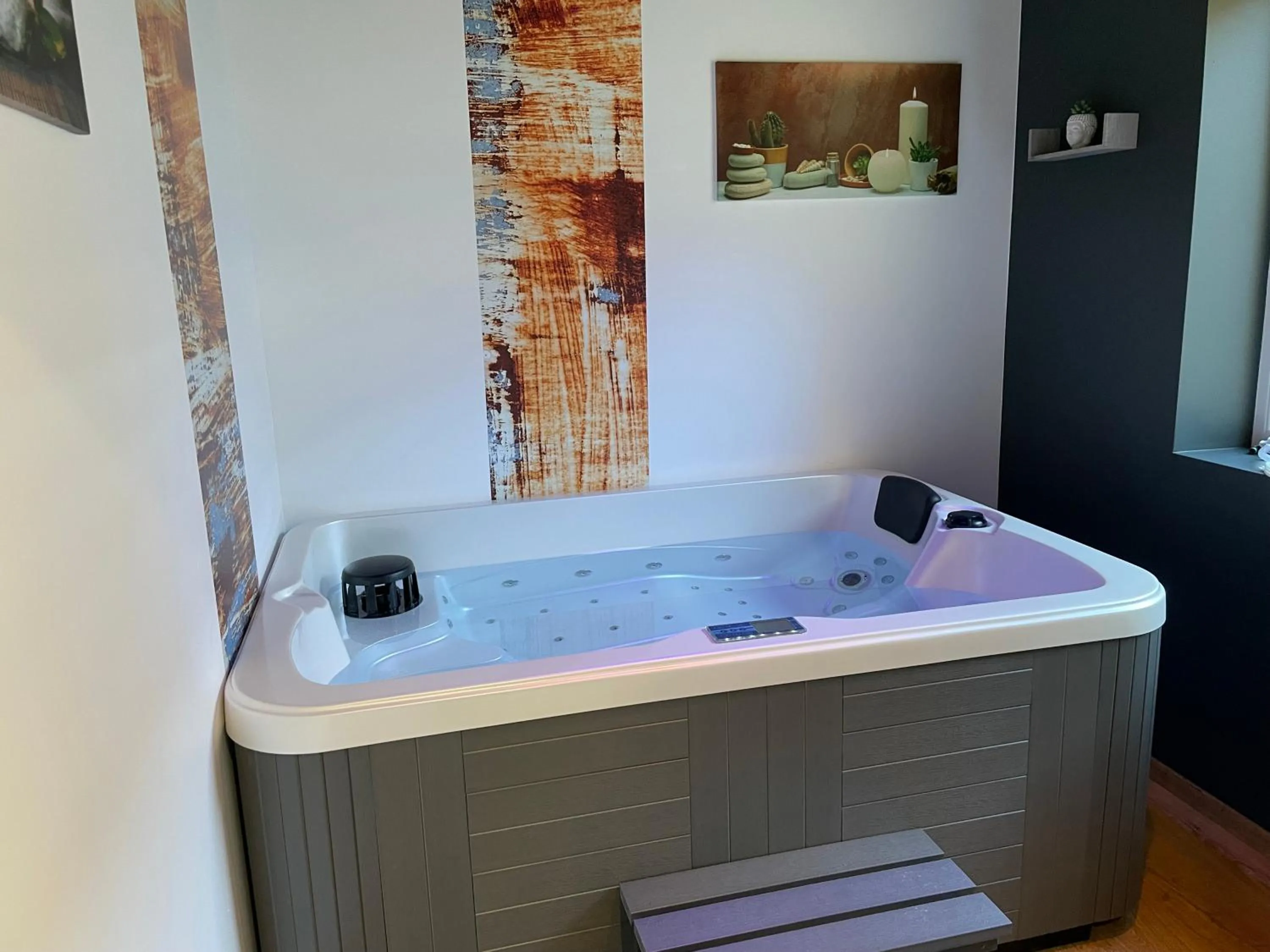 Spa and wellness centre/facilities in Hôtel & Spa du Tremplin