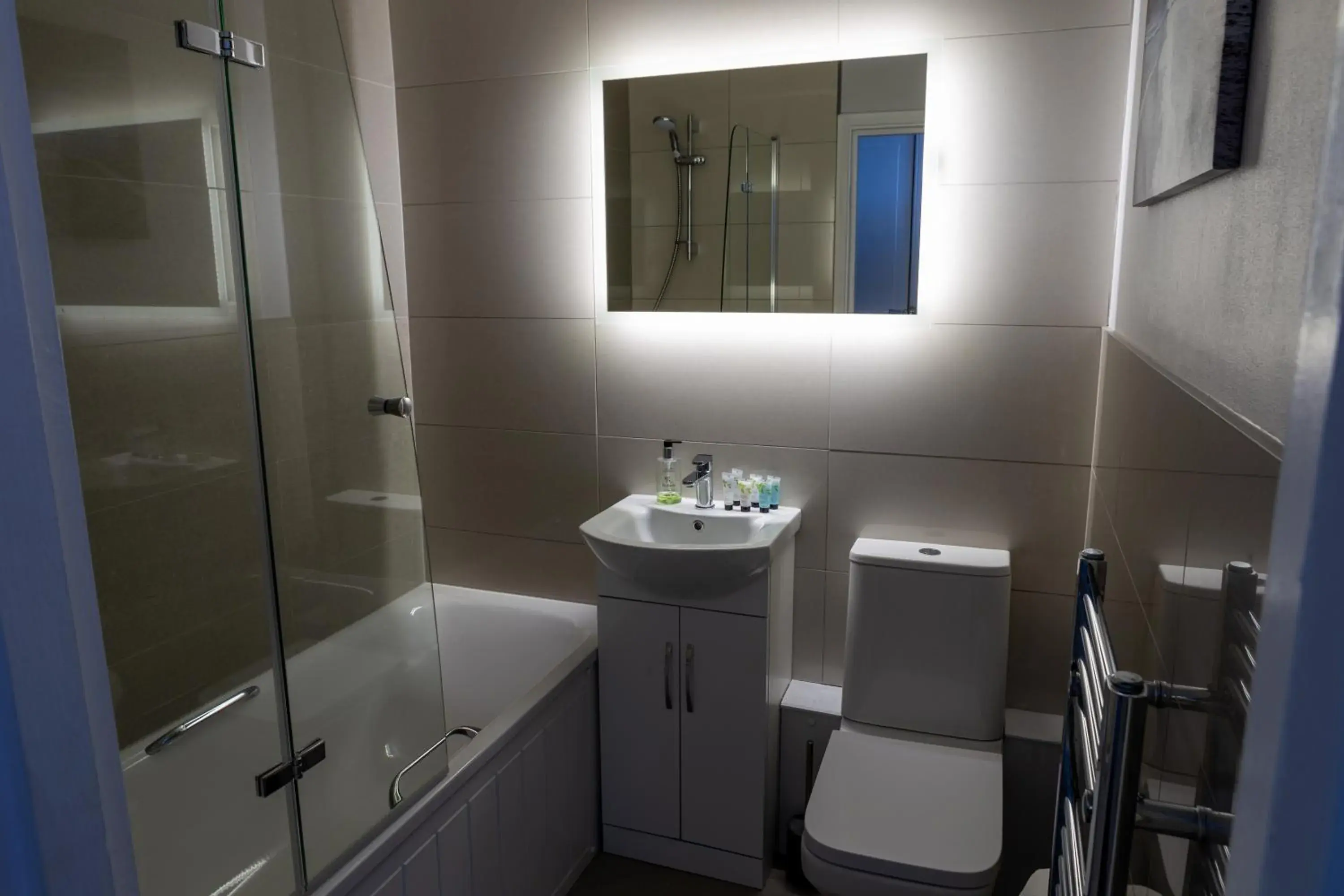 King Room in The Halcyon King Room in The Halcyon