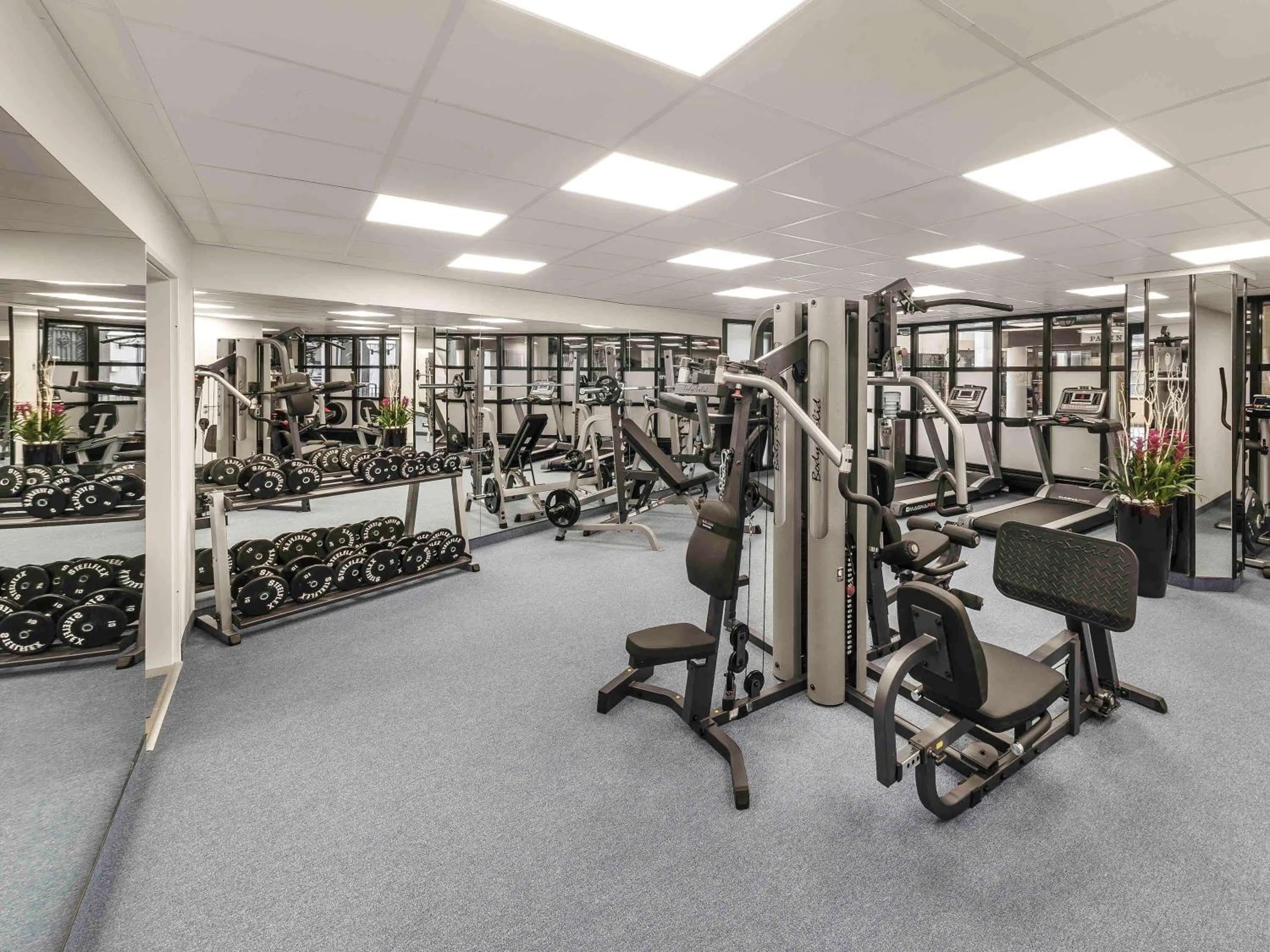 Fitness centre/facilities in Mercure Budapest City Center