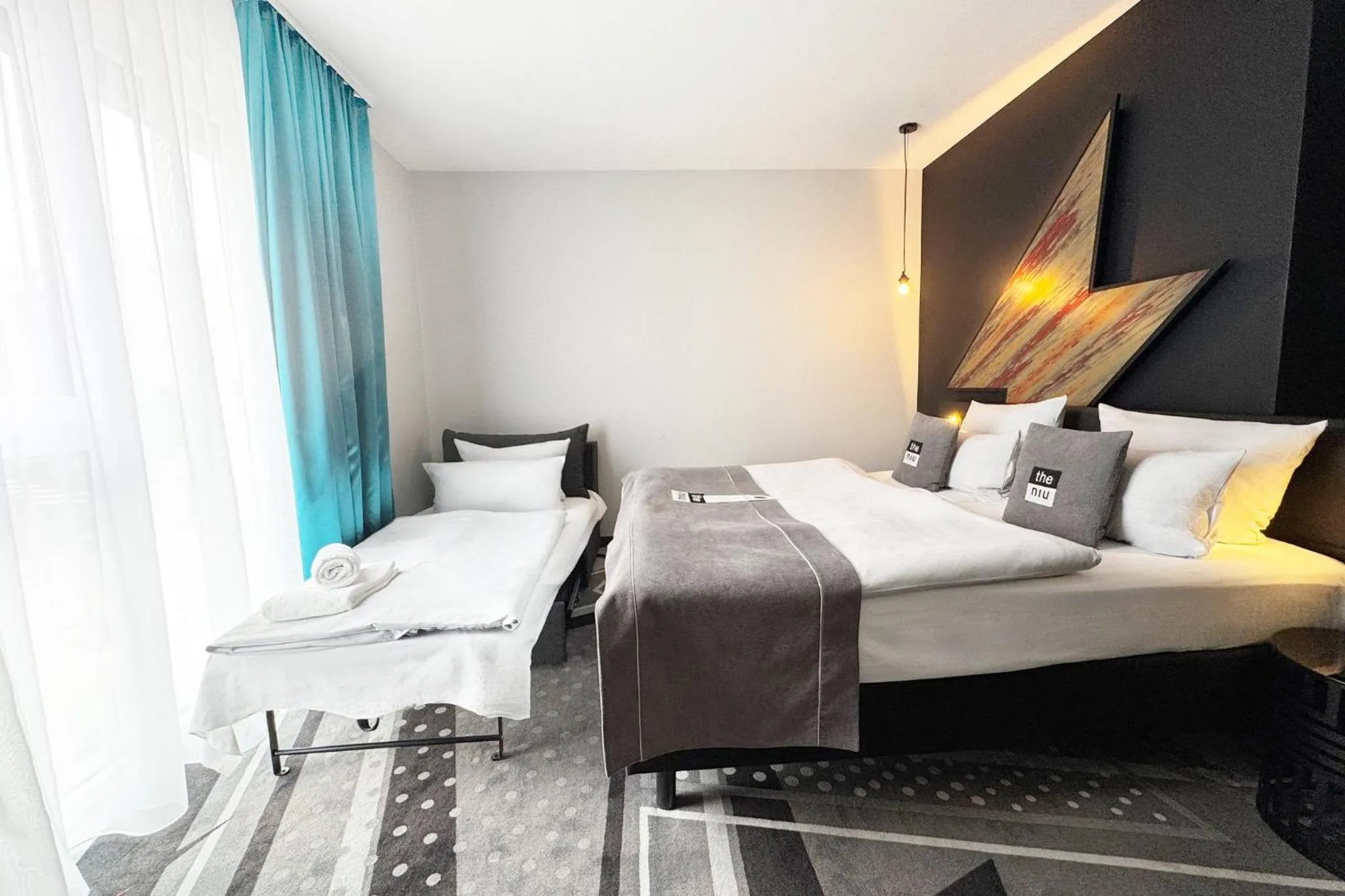 Photo of the whole room, Bed in Holiday Inn - the niu, Flash Berlin Charlottenburg by IHG