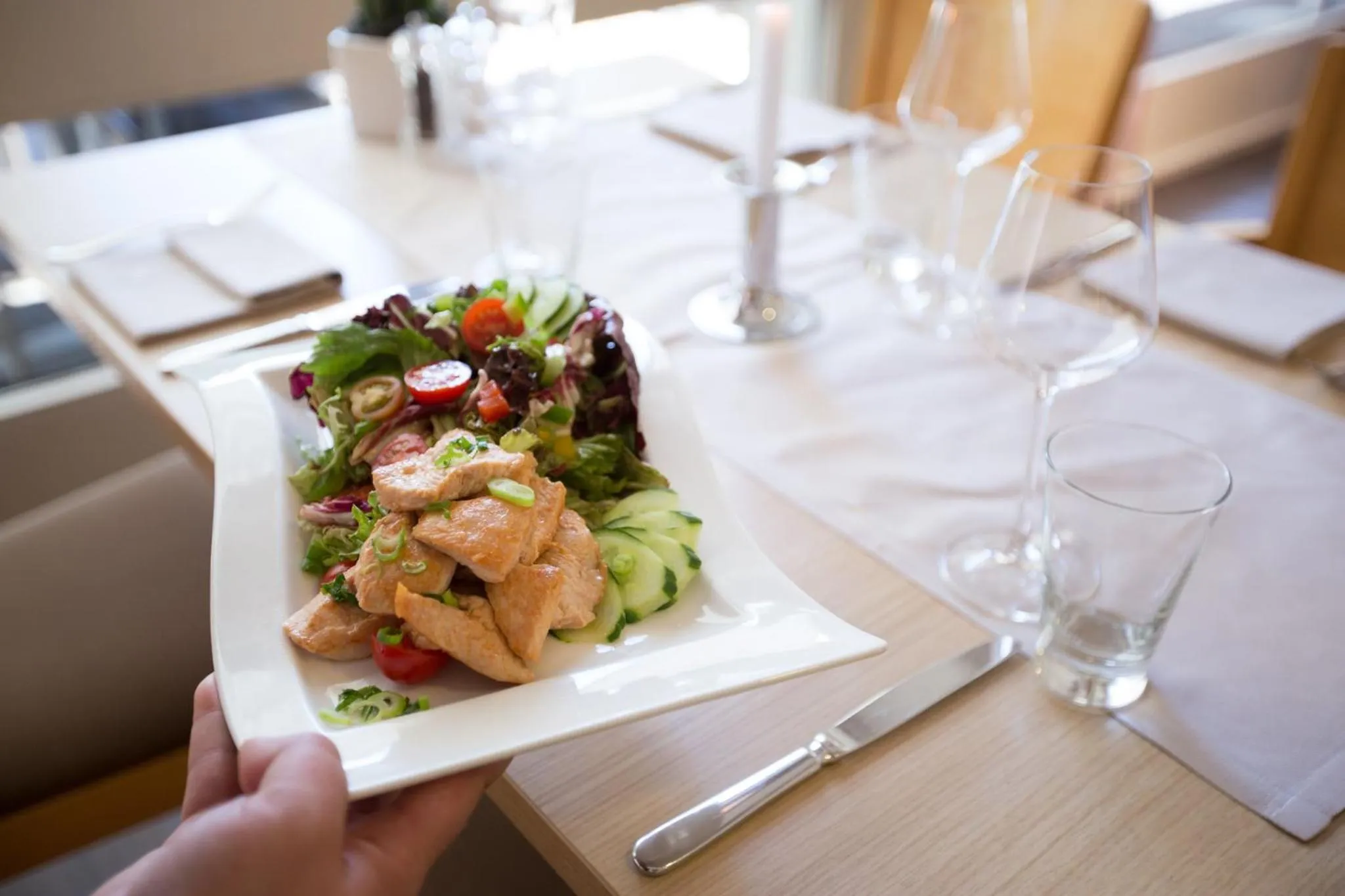 Meeting/conference room in Garner Hotel Augsburg Nord by IHG