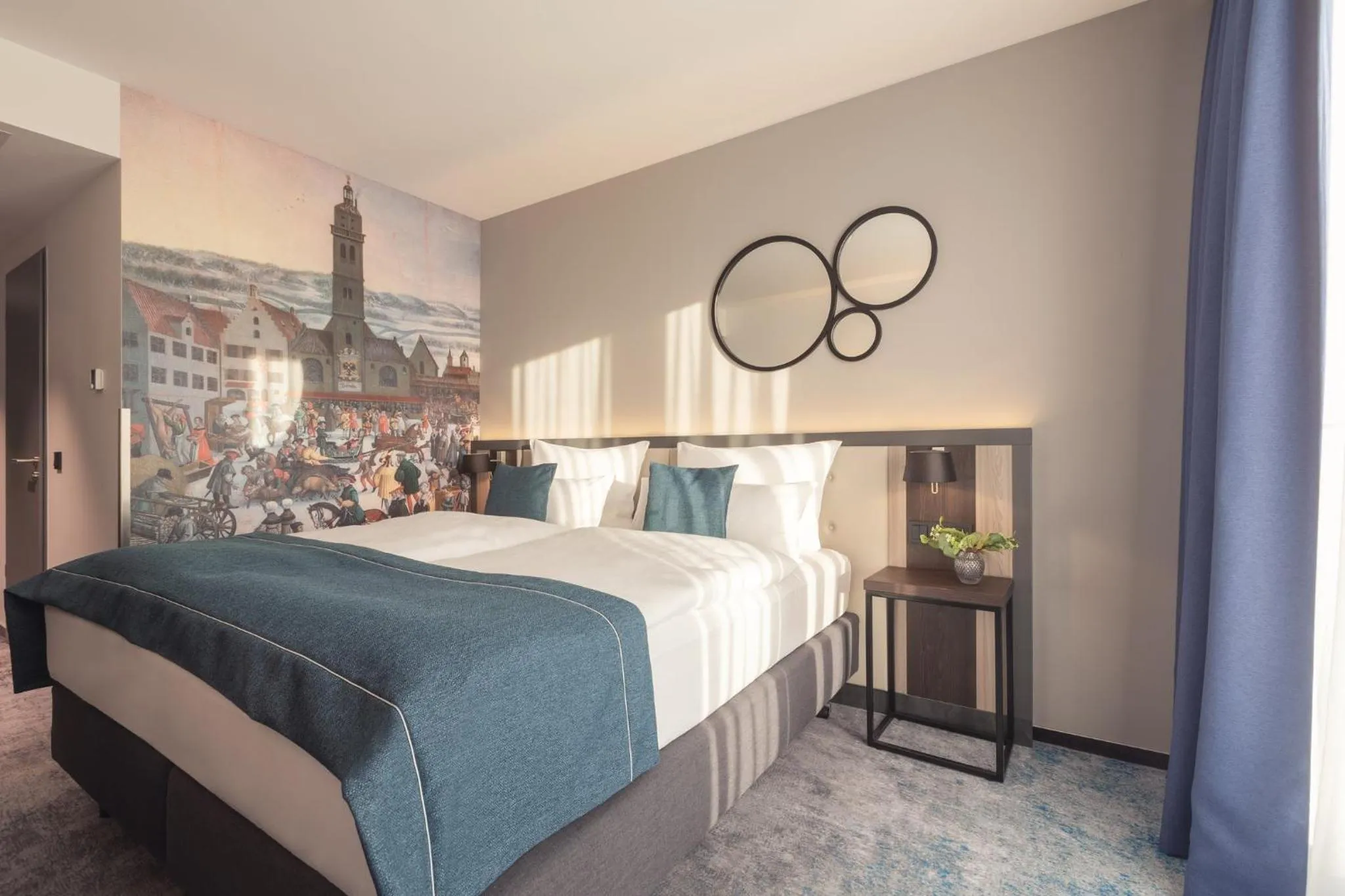 Photo of the whole room, Bed in Garner Hotel Augsburg Nord by IHG