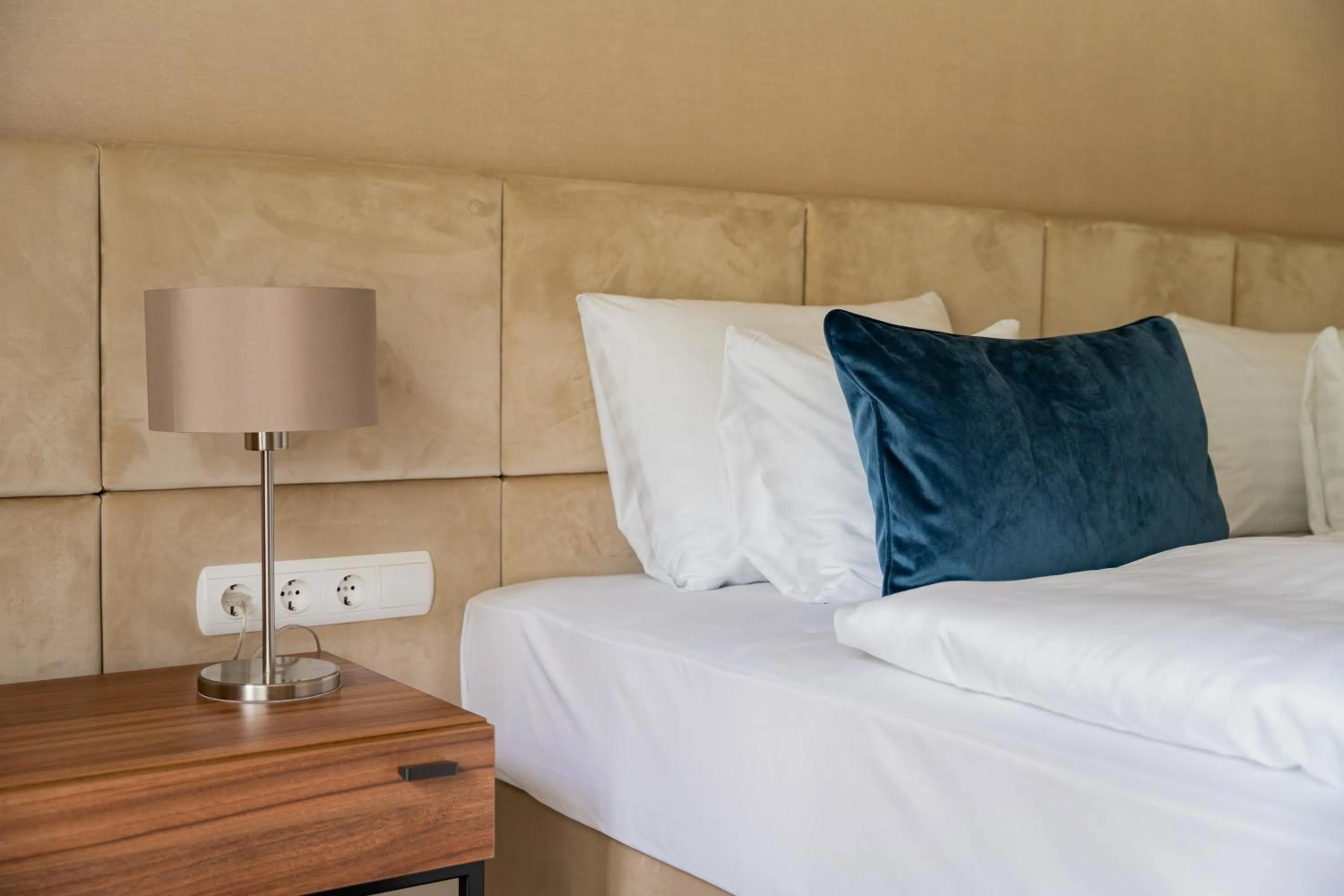 Bed in Fagus Hotel Conference & Spa