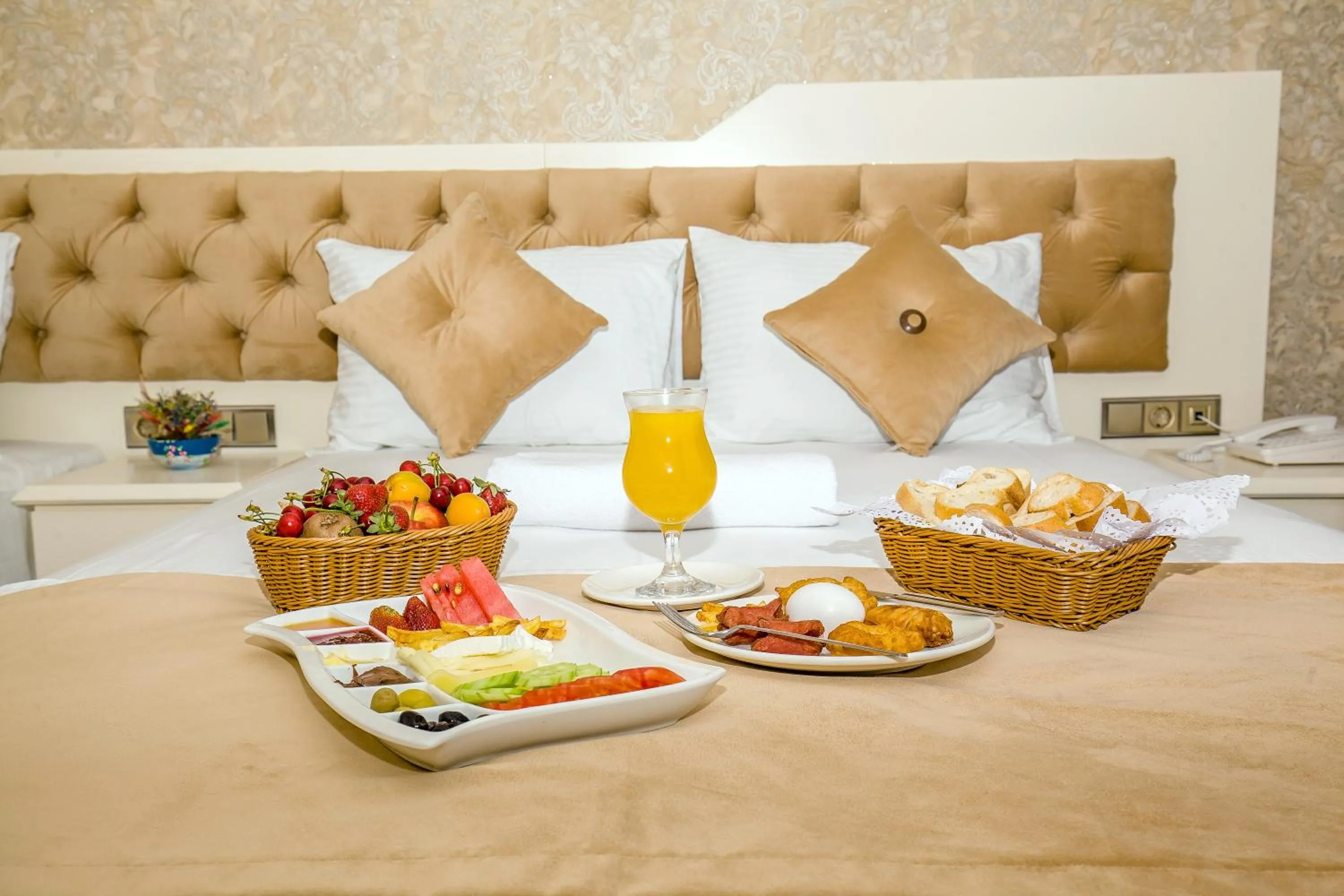 Breakfast in The Lea Hotel