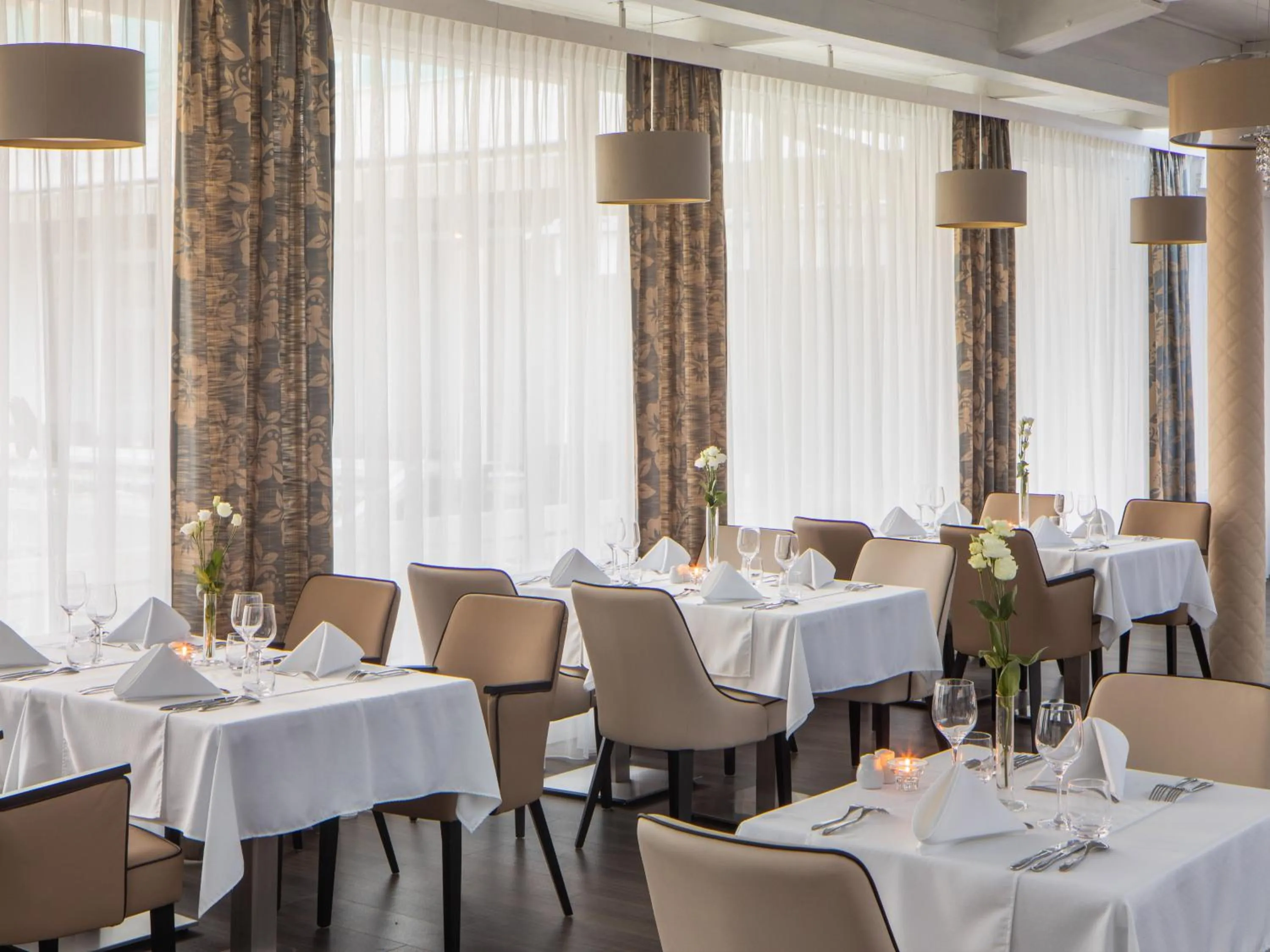 Restaurant/places to eat in Hotel Carbona Thermal Spa